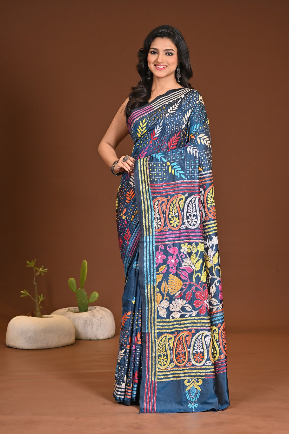 BLENDED SILK KANTHA SAREE