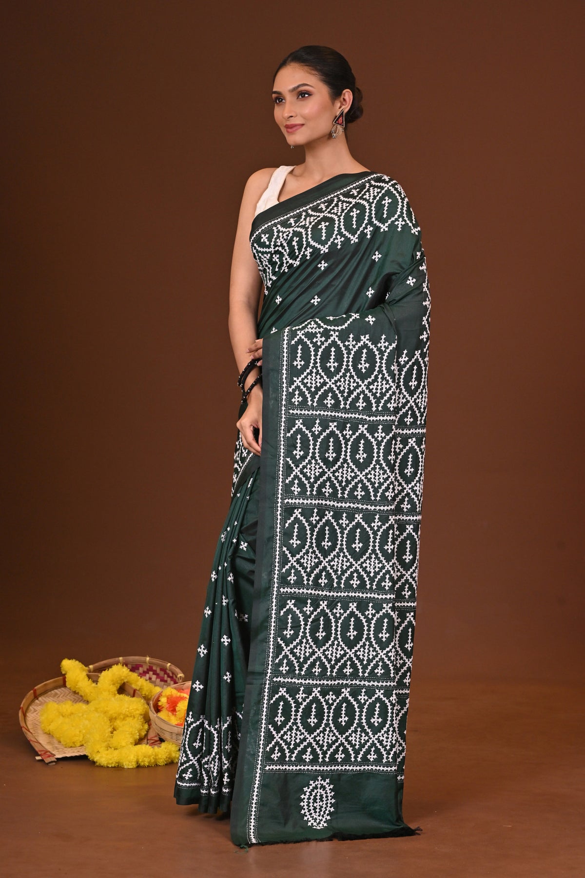 MEGHDURGA BLENDED SILK KANTHA SAREE