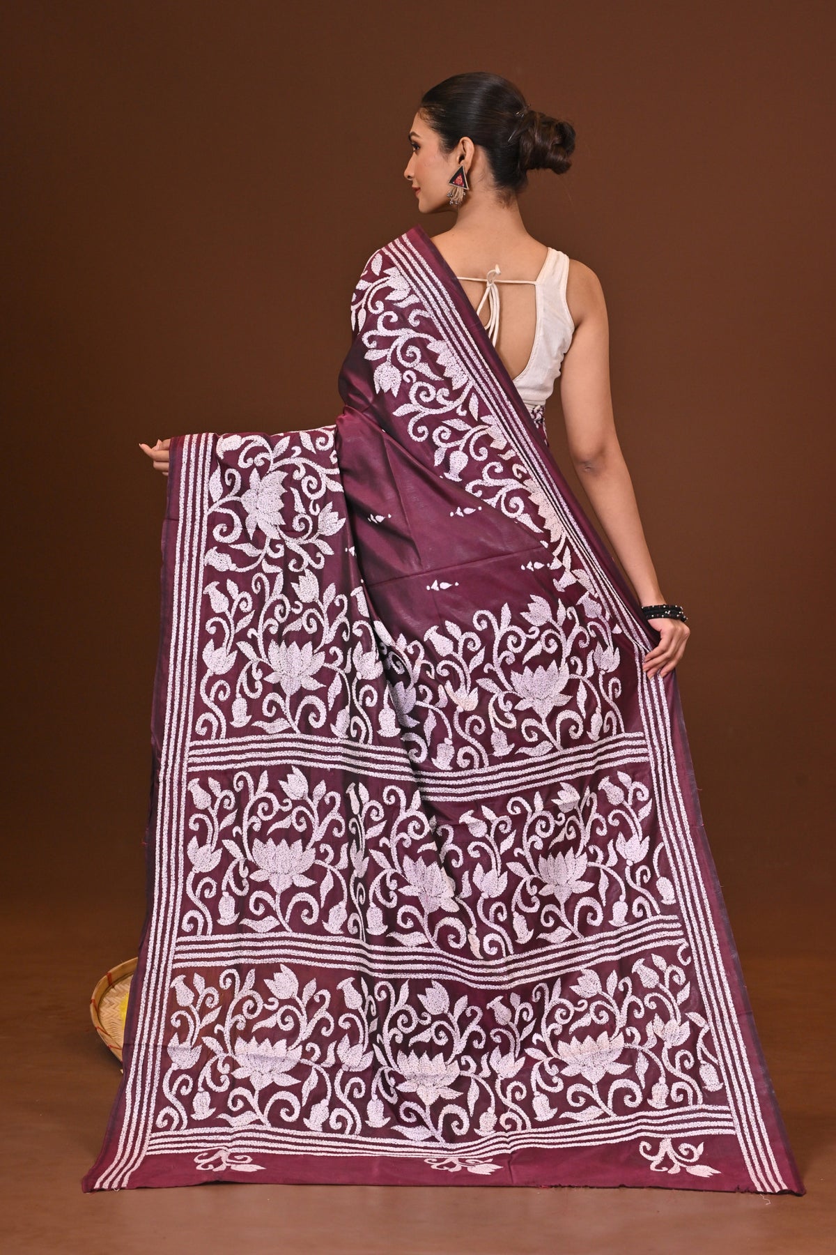 CHITRANGADA BLENDED SILK KANTHA SAREE