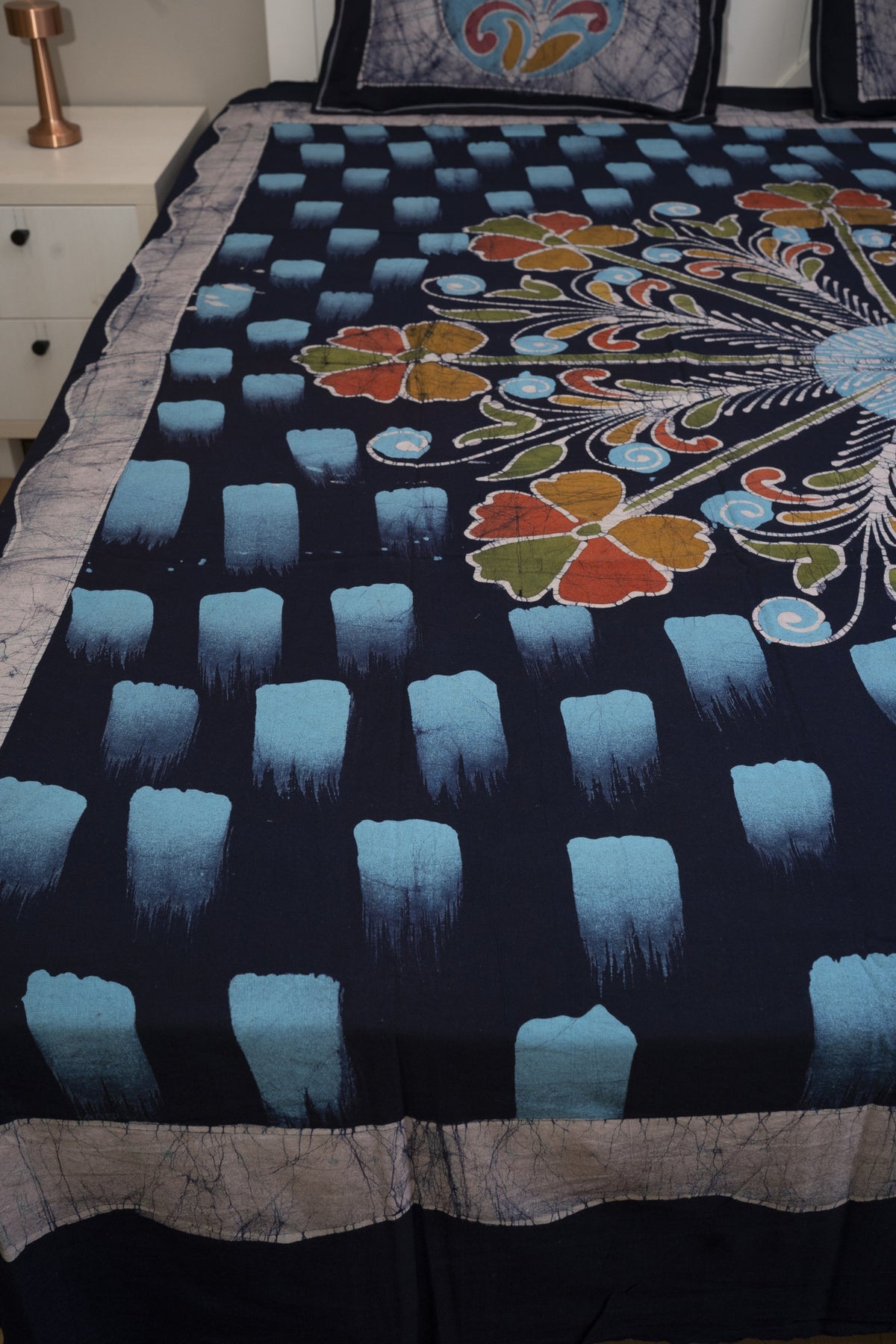 Designer Cotton Multicolor Batik Bedsheet (Double)