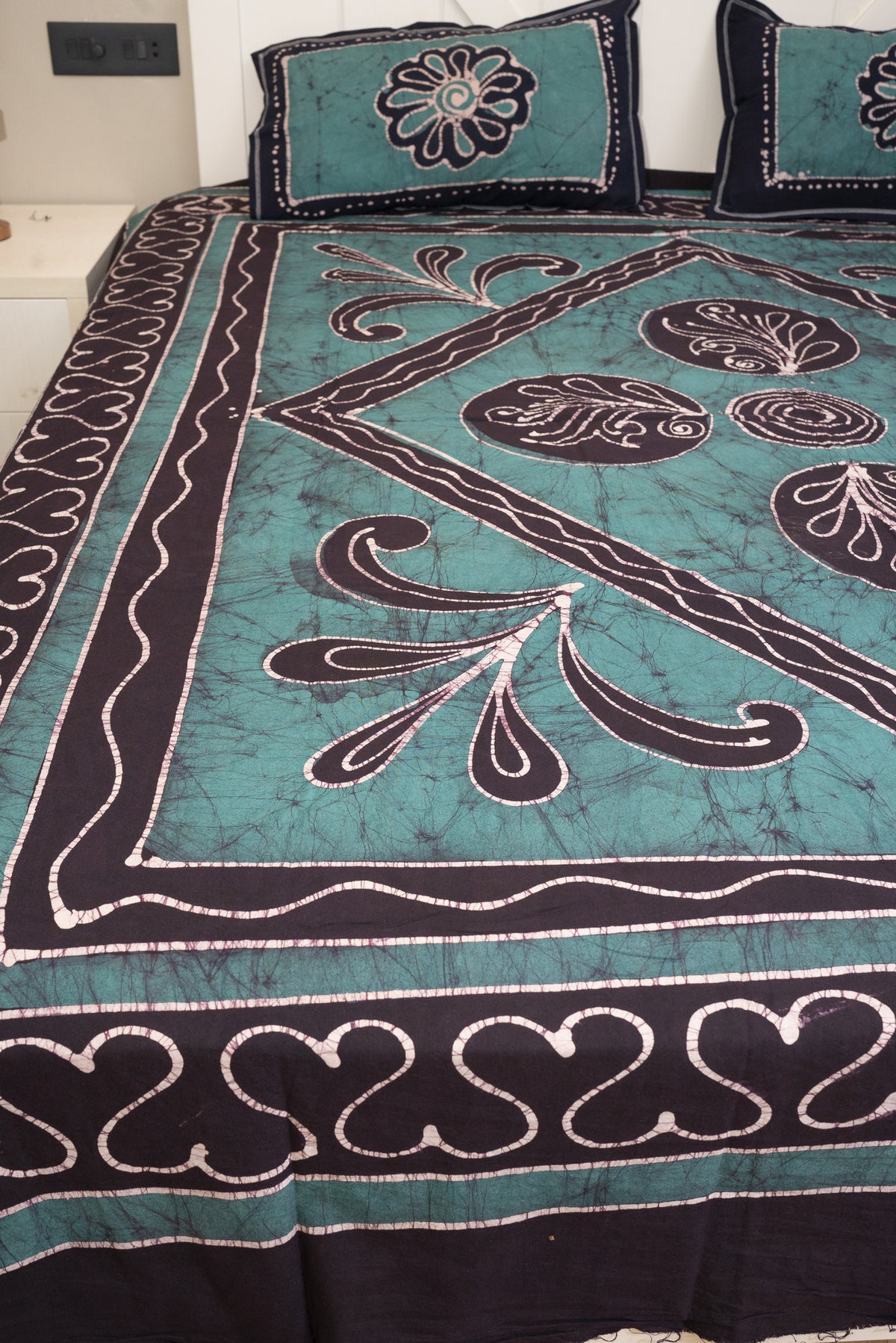 Crex Kalamkari Cotton Batik Bedsheet (Double)