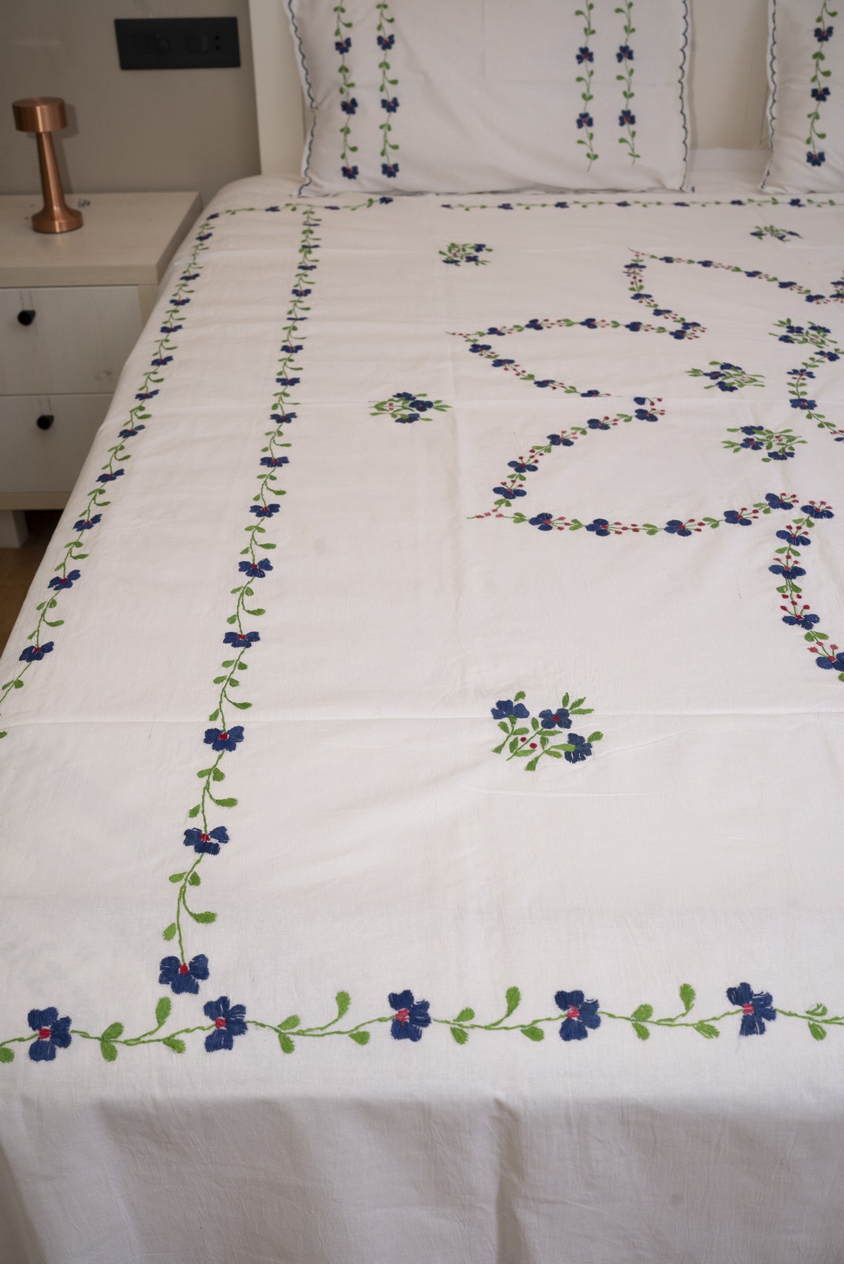Cotton Ari Kantha Double Bedsheet
