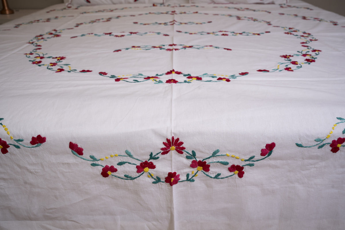 Cotton Ari Kantha Double Bedsheet