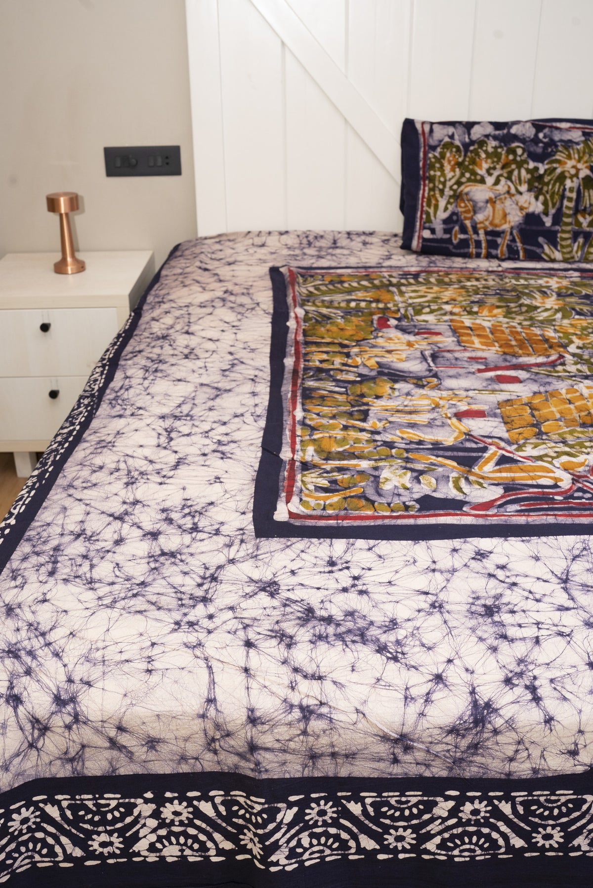 Cotton Handwork Batik Bedsheet (Double)