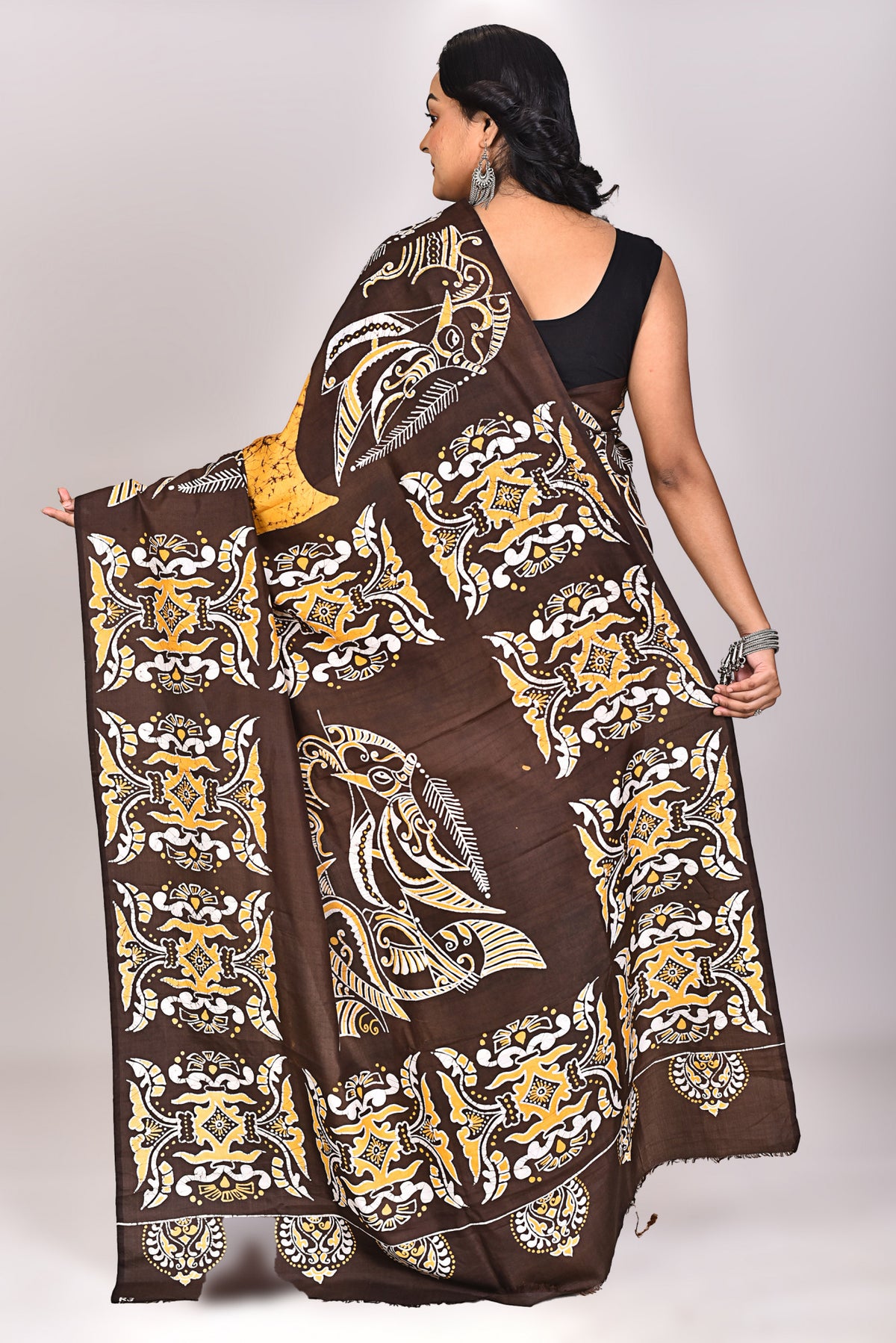 Women's Katan Silk Handbatik Saree With Blouse Piece