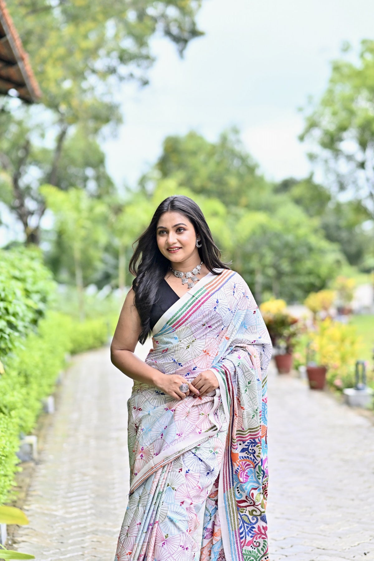 SHUMBHANASHINI  BLENDED SILK KANTHA SAREE