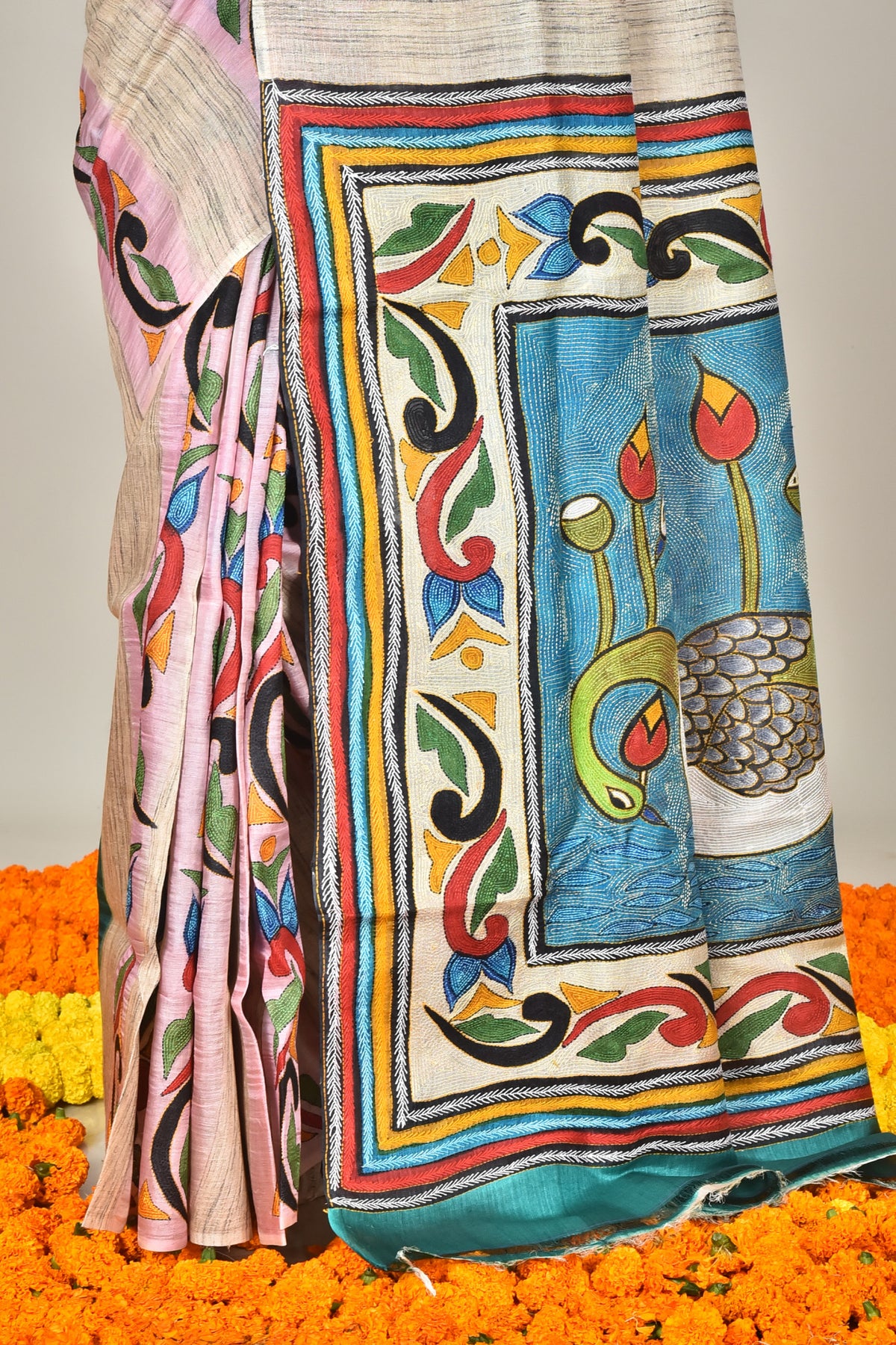 GACHI TUSSAR HANDPRINT JARI SAREE