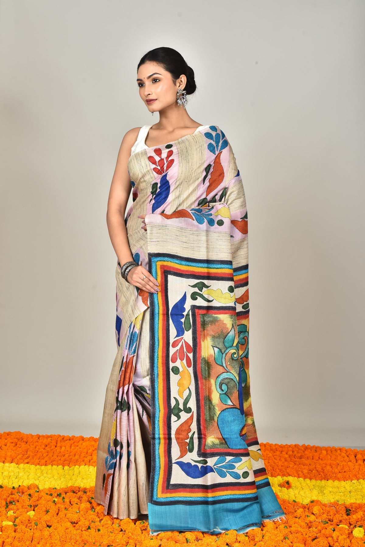 GACHI TUSSAR HANDPRINT JARI SAREE