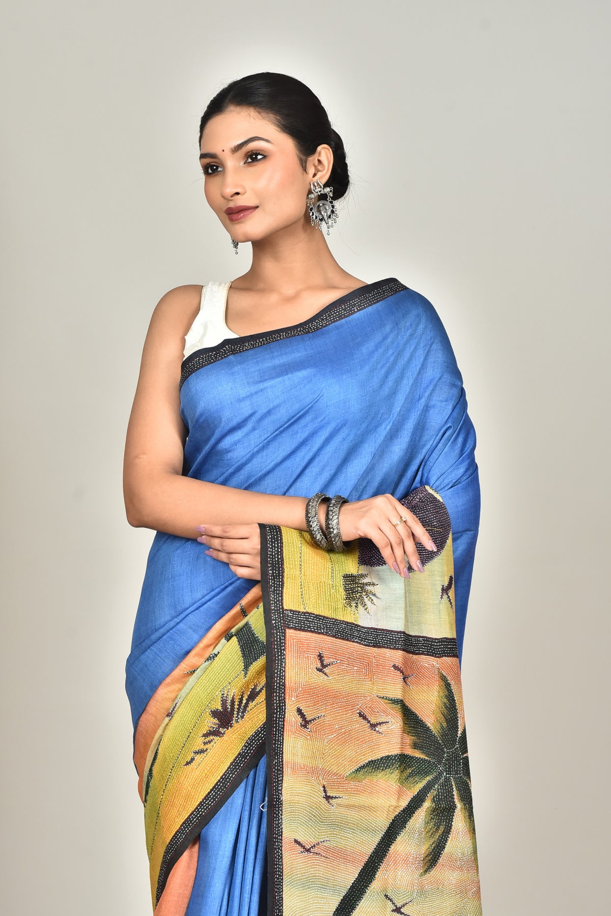 TUSSAR SILK HANDPRINT SAREE