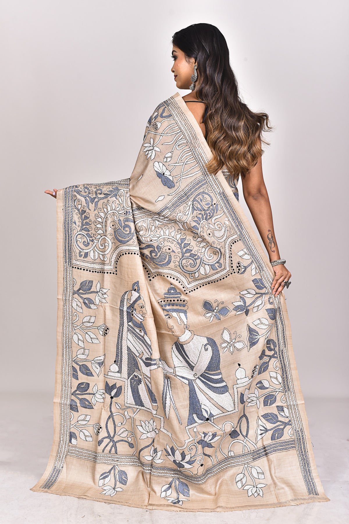GACHI TUSSAR SILK KANTHA SAREE