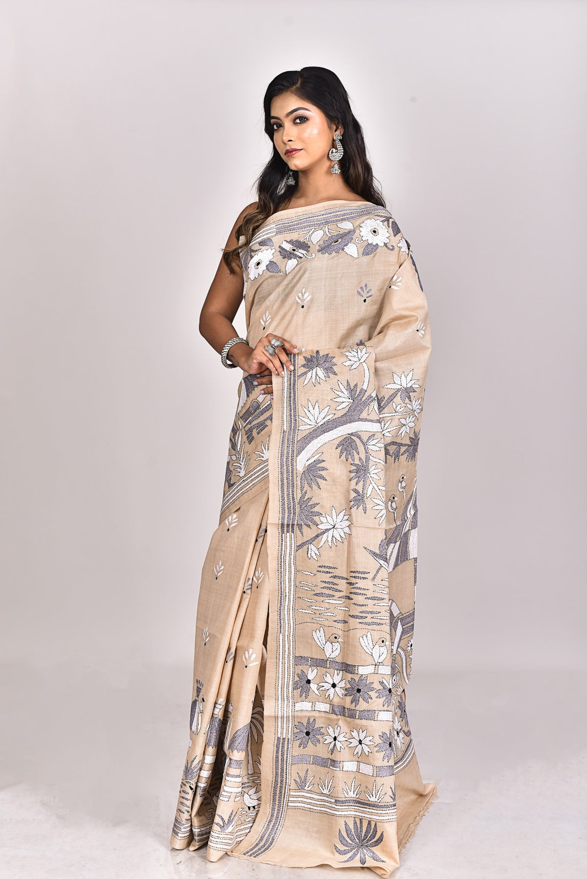 GACHI TUSSAR SILK KANTHA SAREE