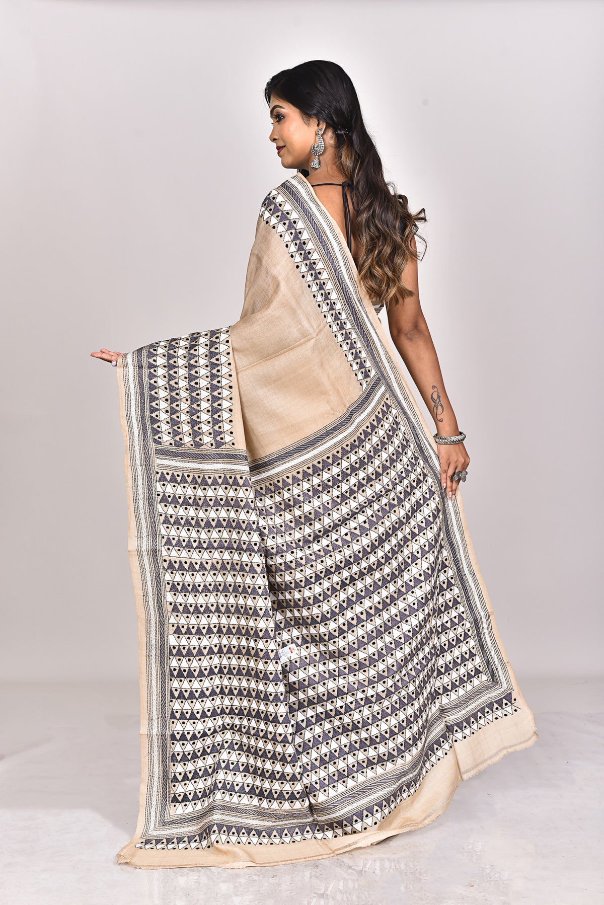 GACHI TUSSAR SILK KANTHA SAREE