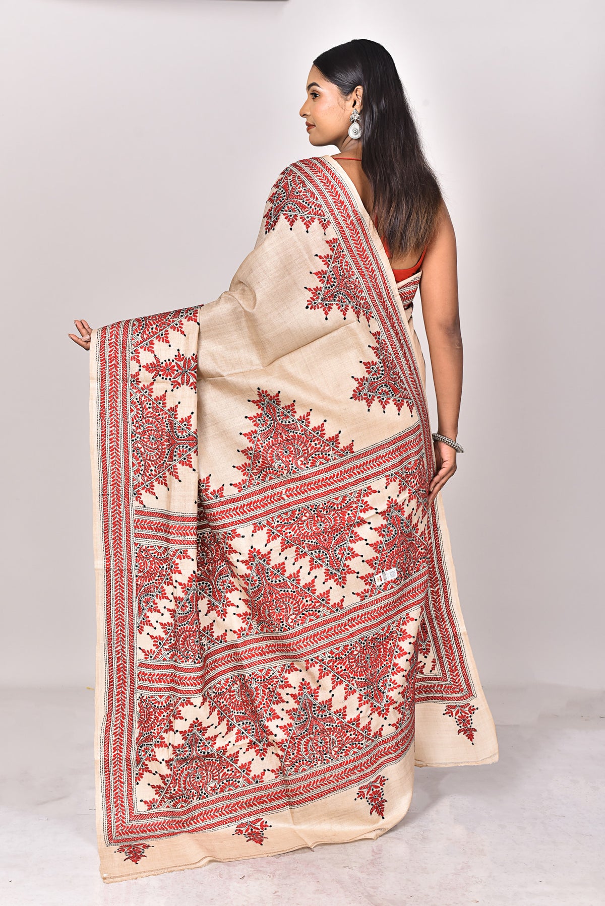 GACHI TUSSAR SILK KANTHA SAREE