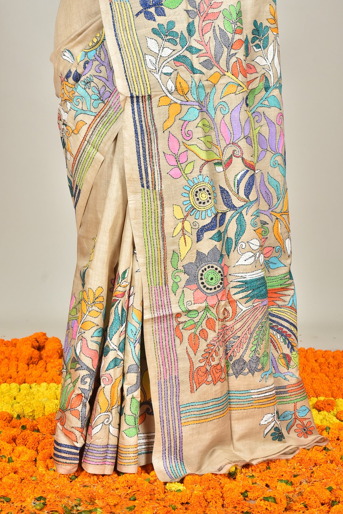GACHI TUSSAR SILK KANTHA SAREE