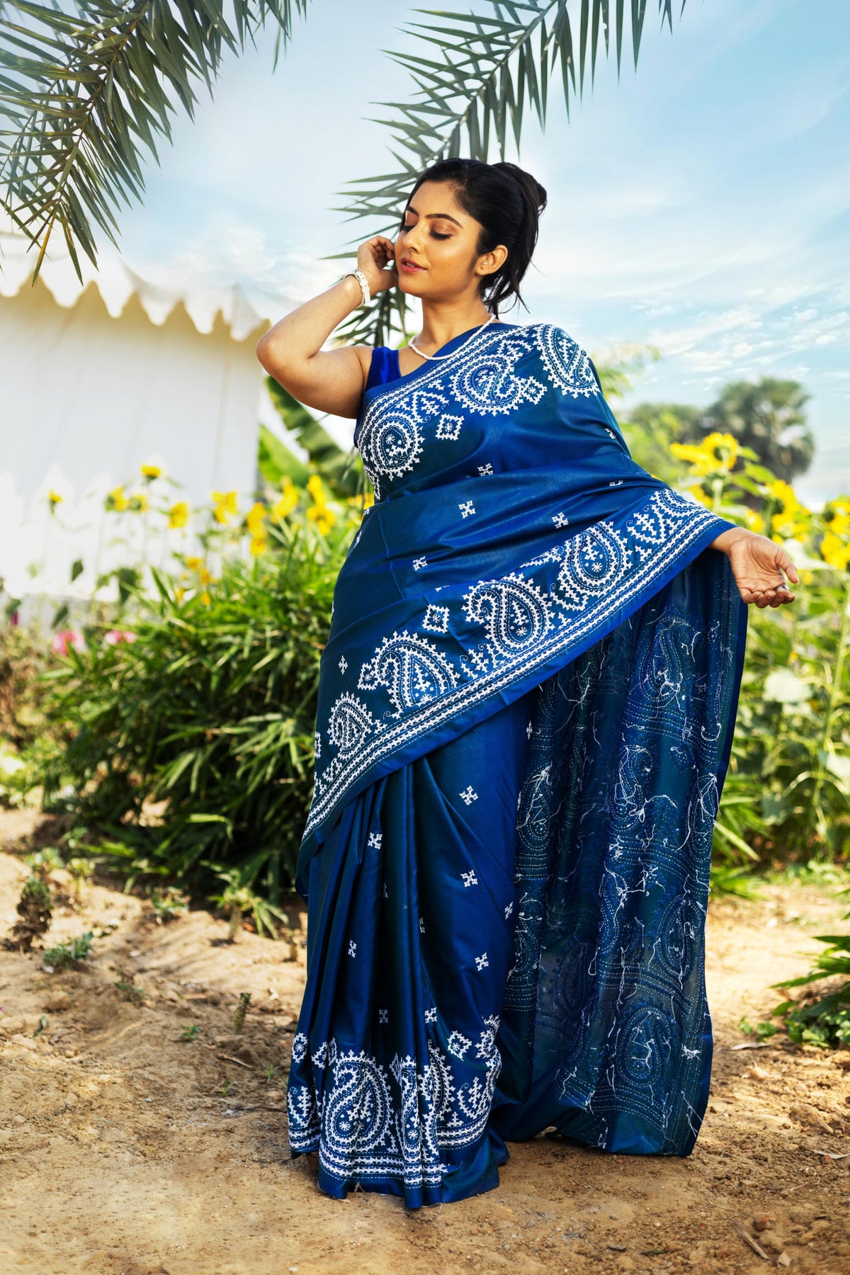 Blended Silk Gujrati Stitch Kantha Saree