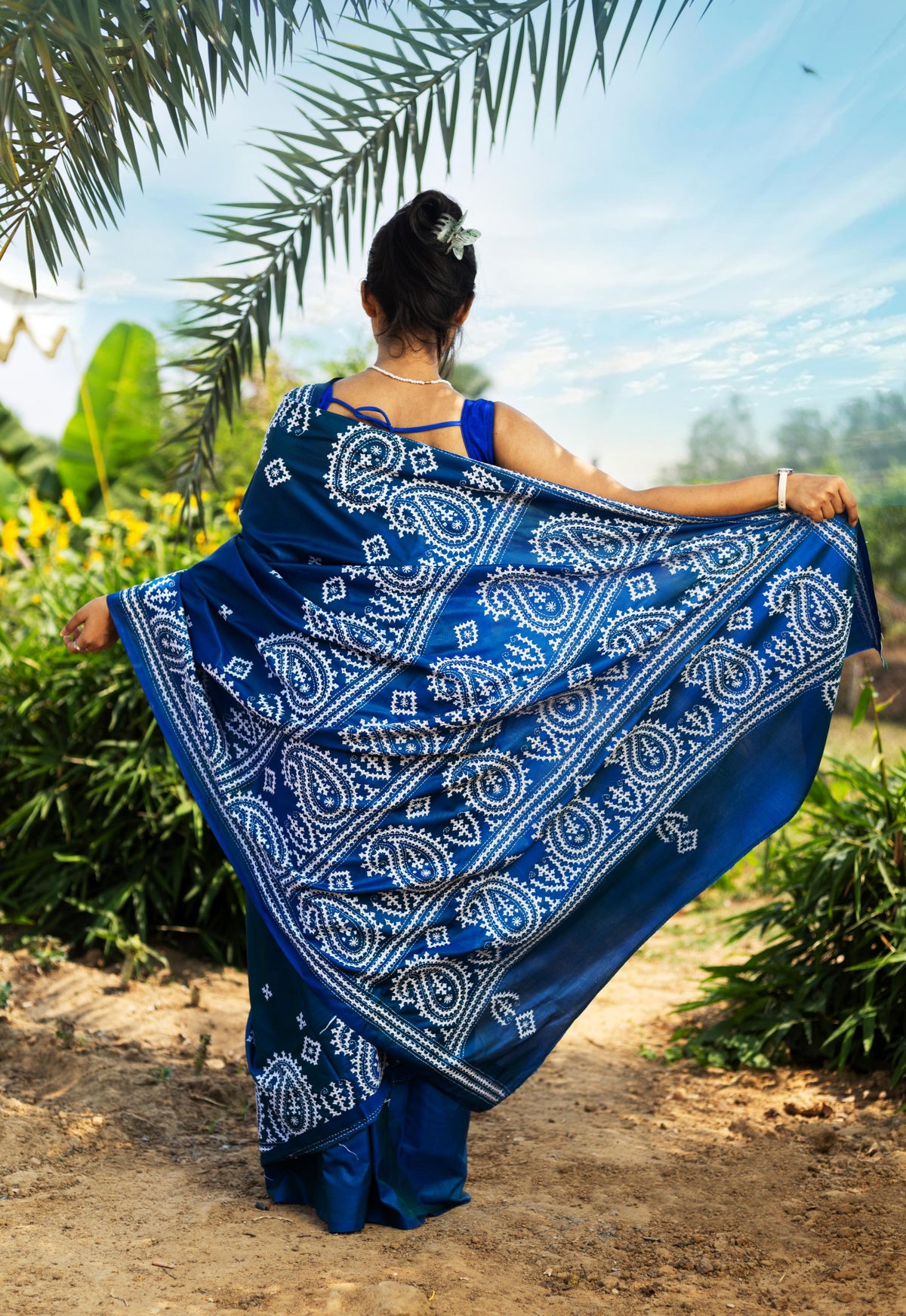 Blended Silk Gujrati Stitch Kantha Saree
