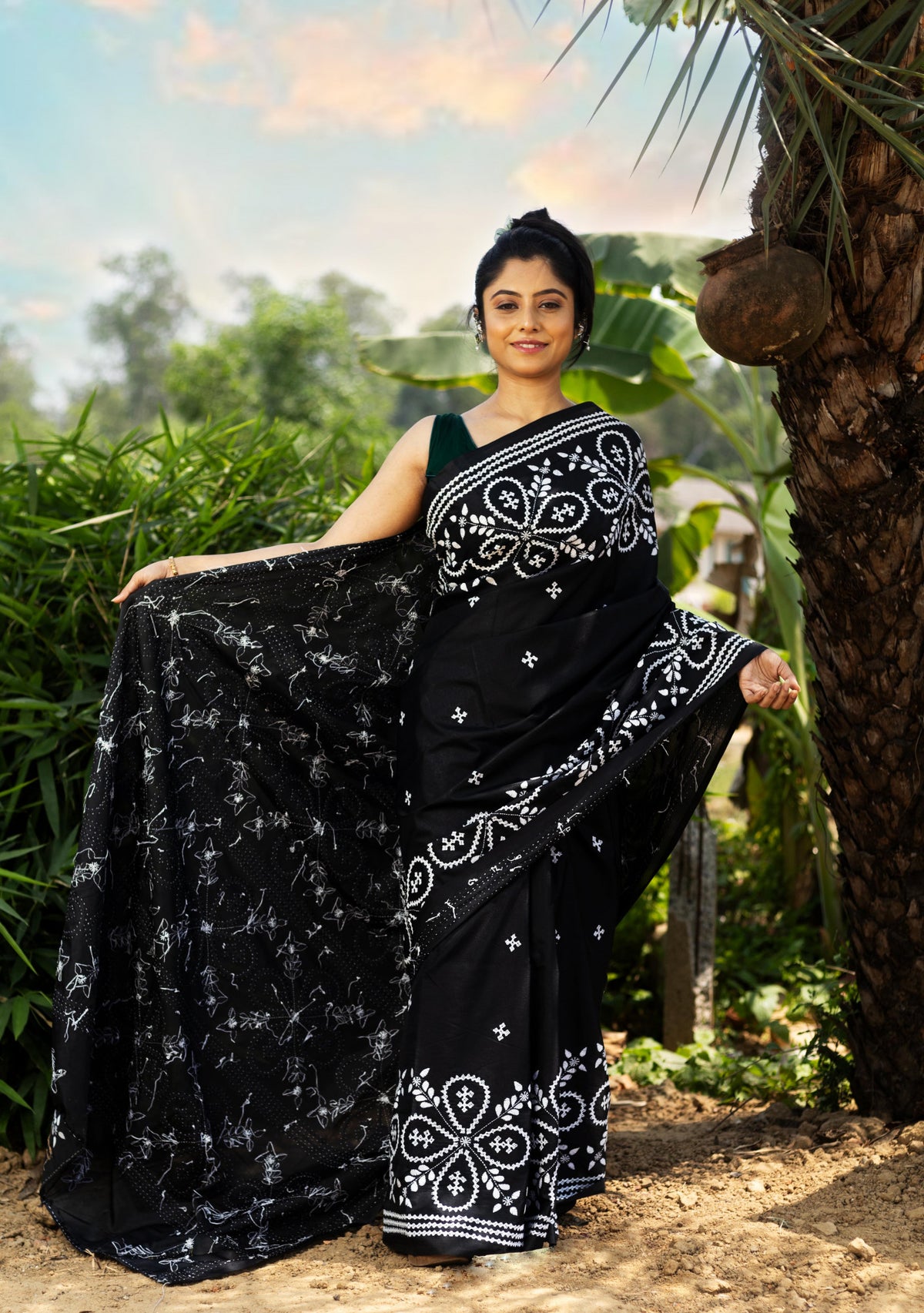 Blended Silk Gujrati Stitch Kantha Saree