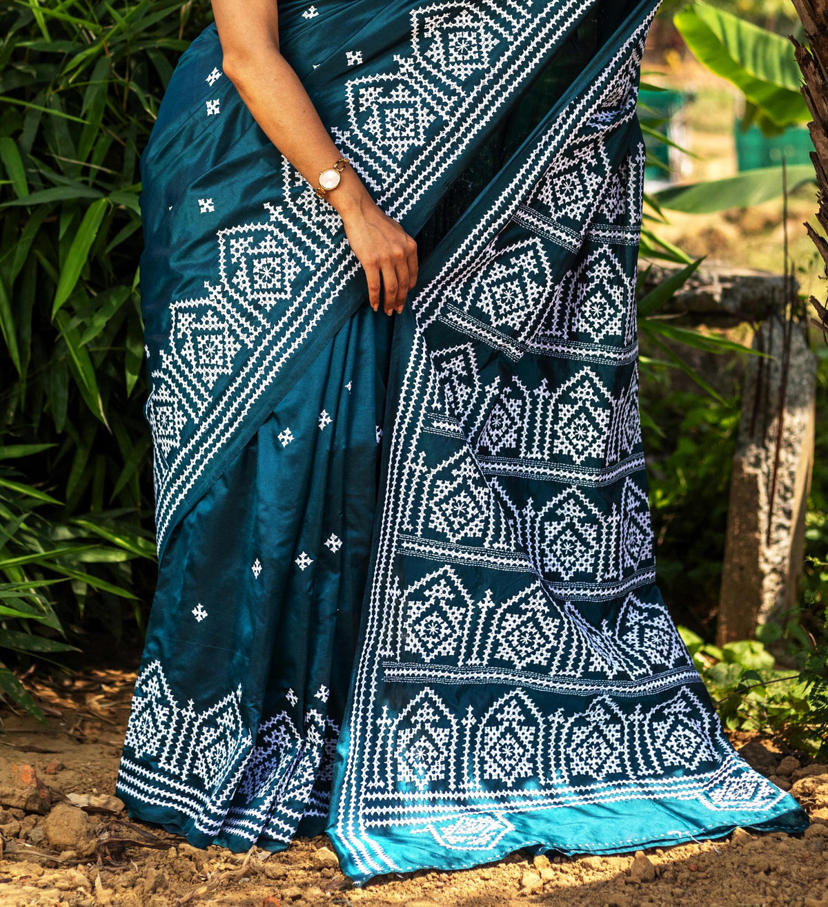 Blended Silk Gujrati Stitch Kantha Saree
