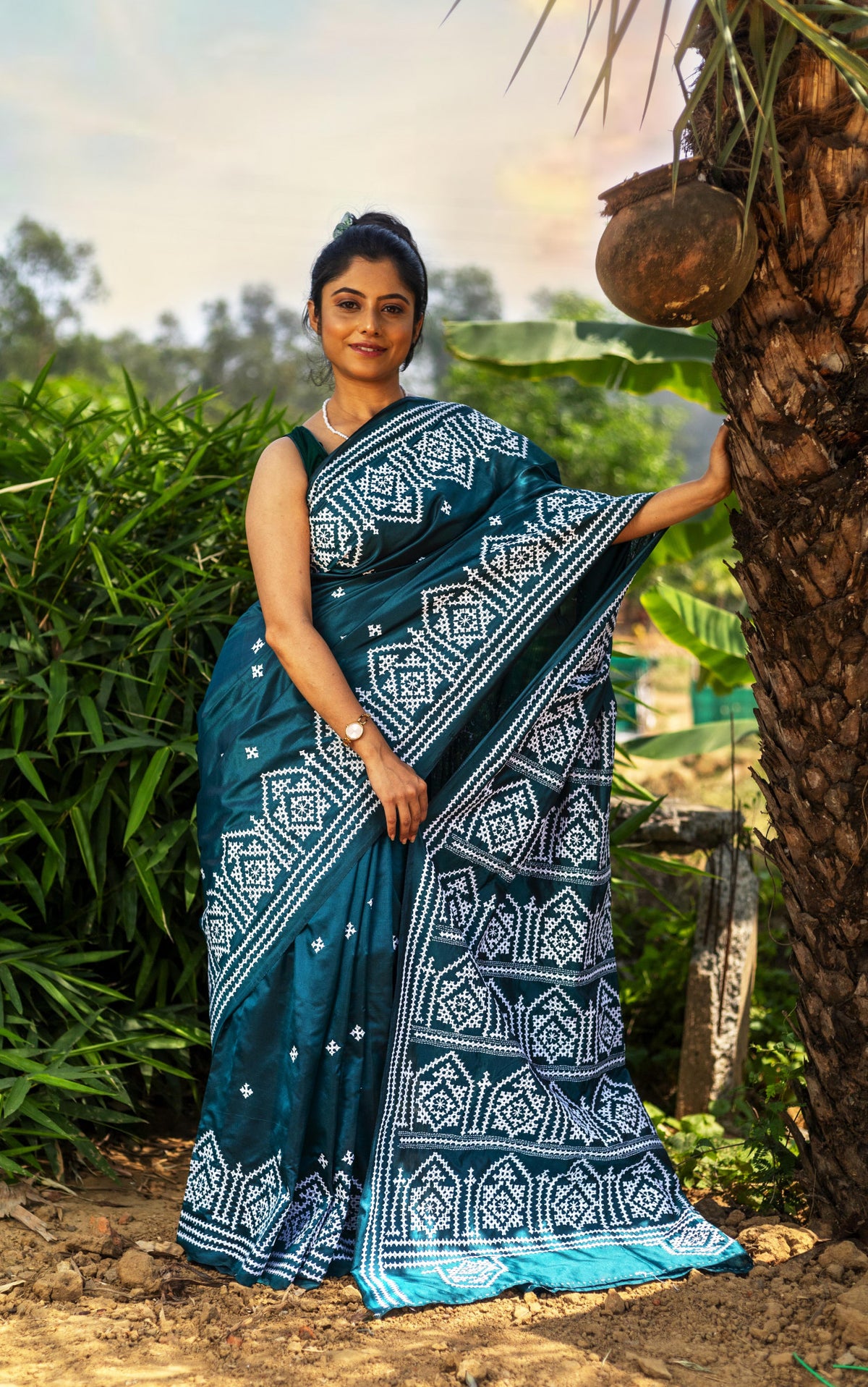 Blended Silk Gujrati Stitch Kantha Saree