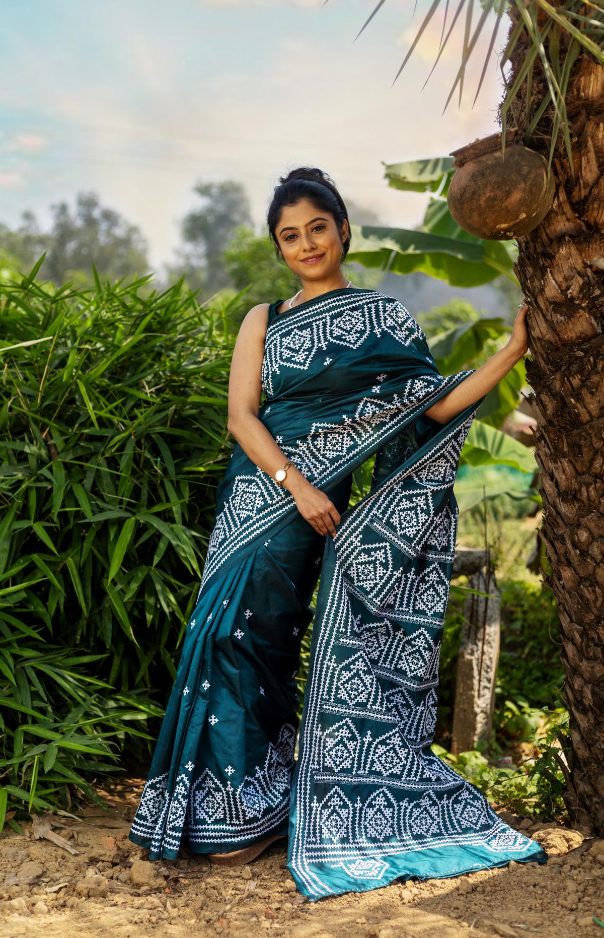 Blended Silk Gujrati Stitch Kantha Saree