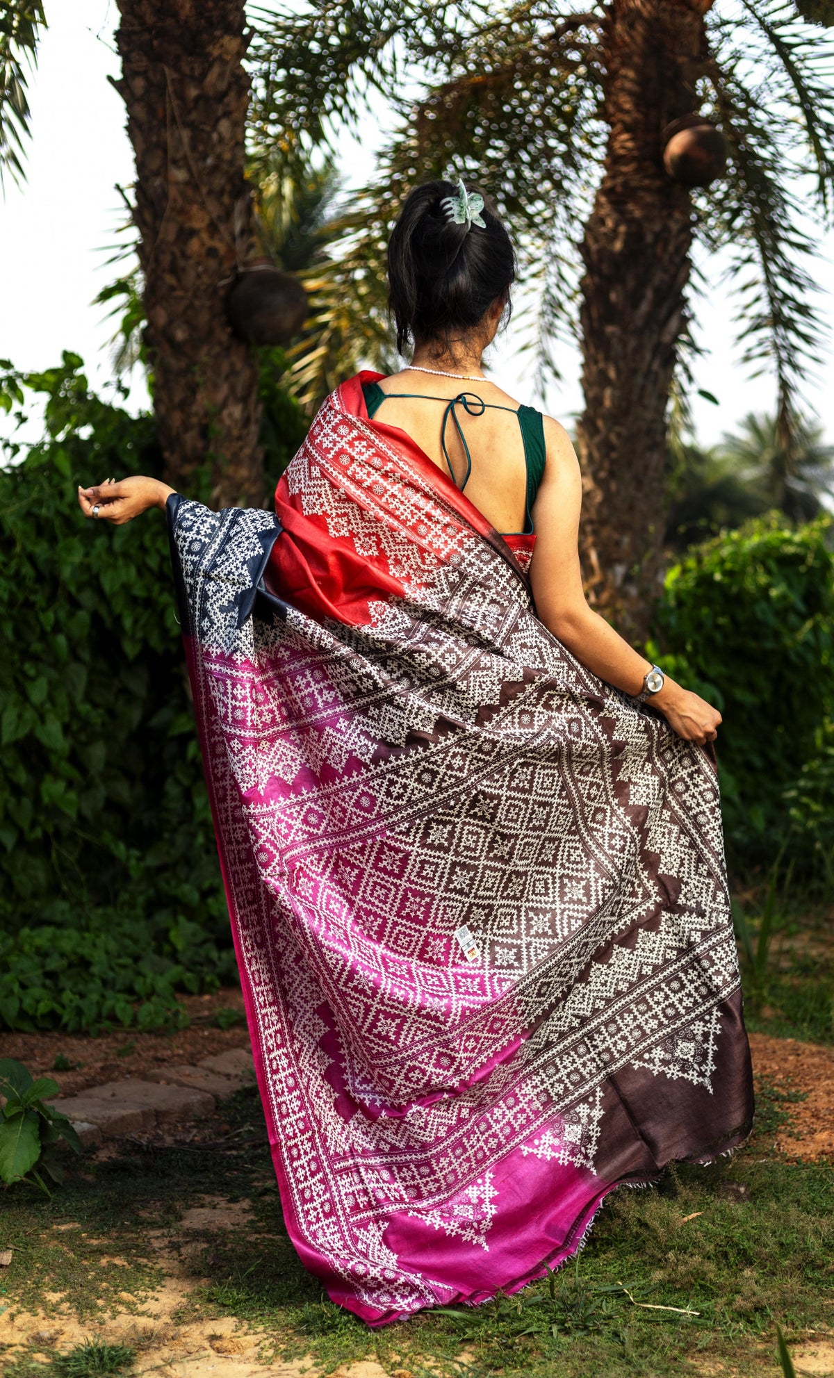 Gachi Silk Gujrati Stitch Kantha Saree