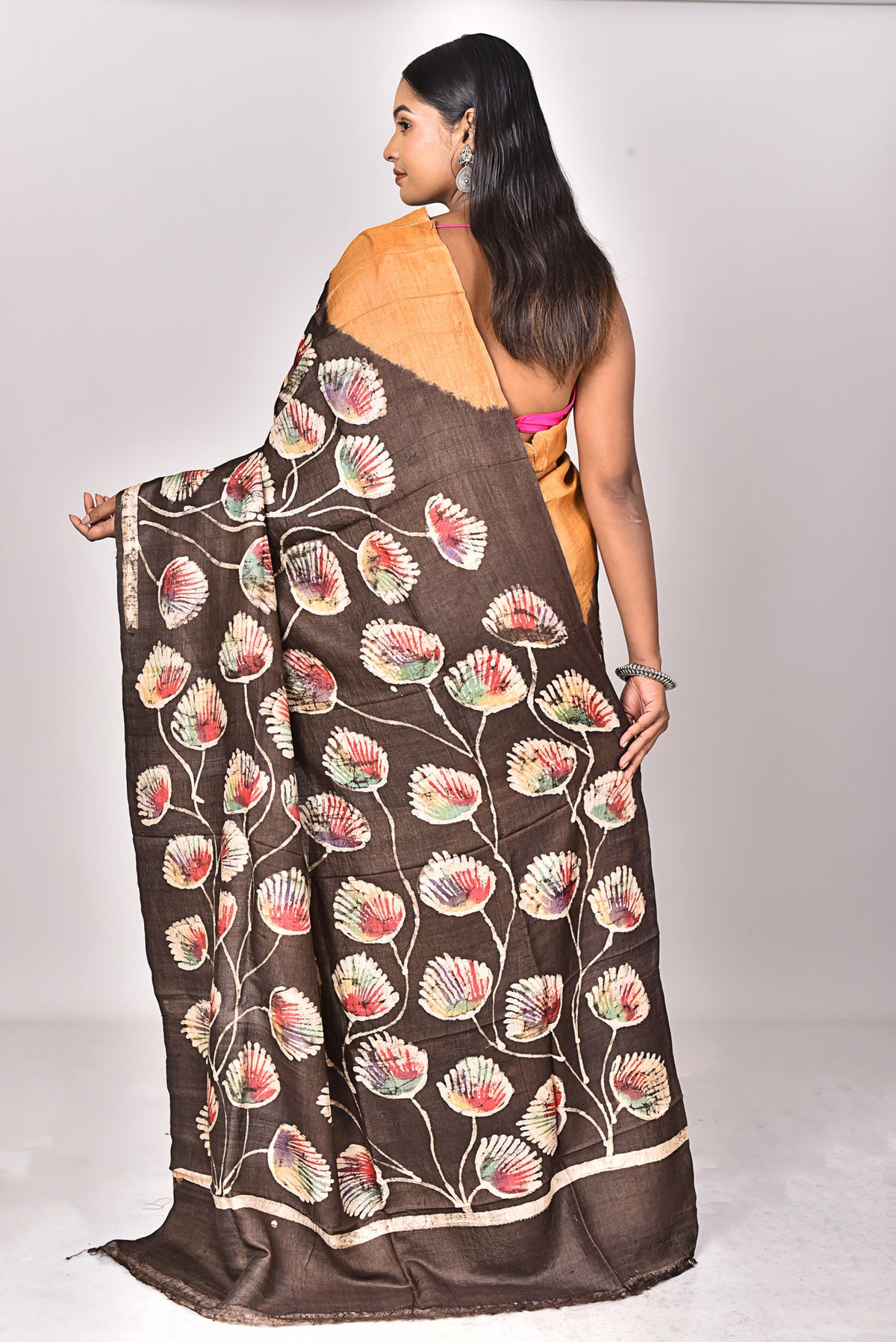 JARI TUSSAR HANDBATIK SAREE