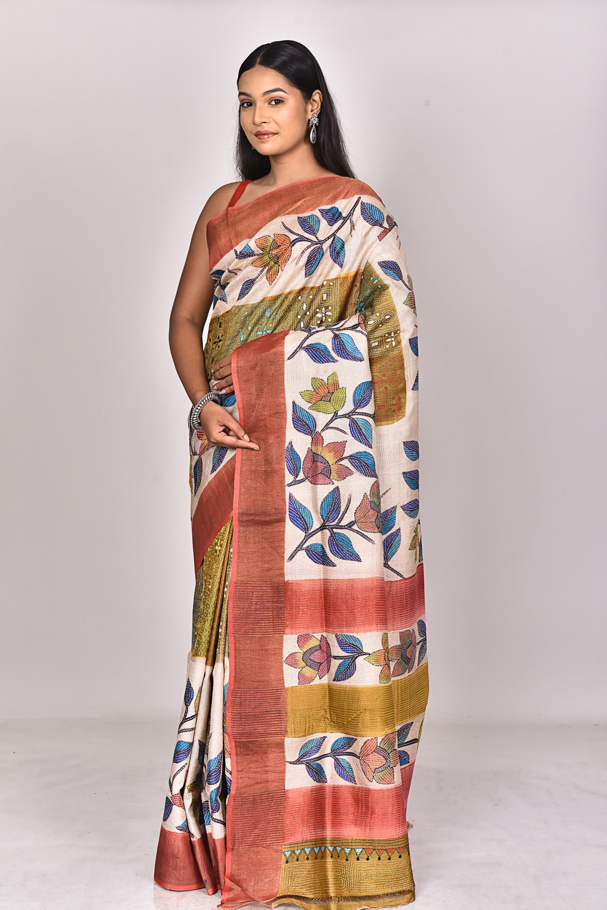 JARI TUSSAR HANDPRINT KANTHA SAREE