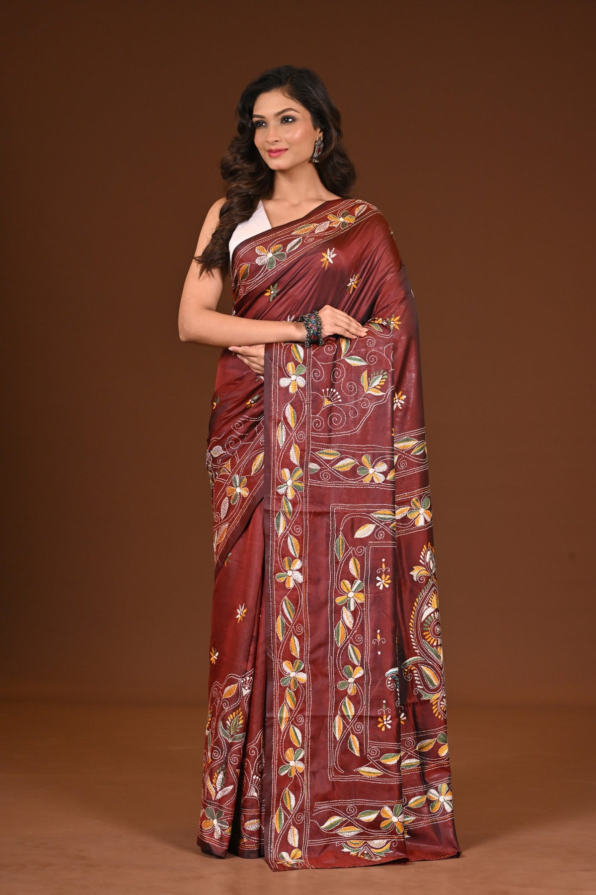 BLENDED SILK KANTHA SAREE