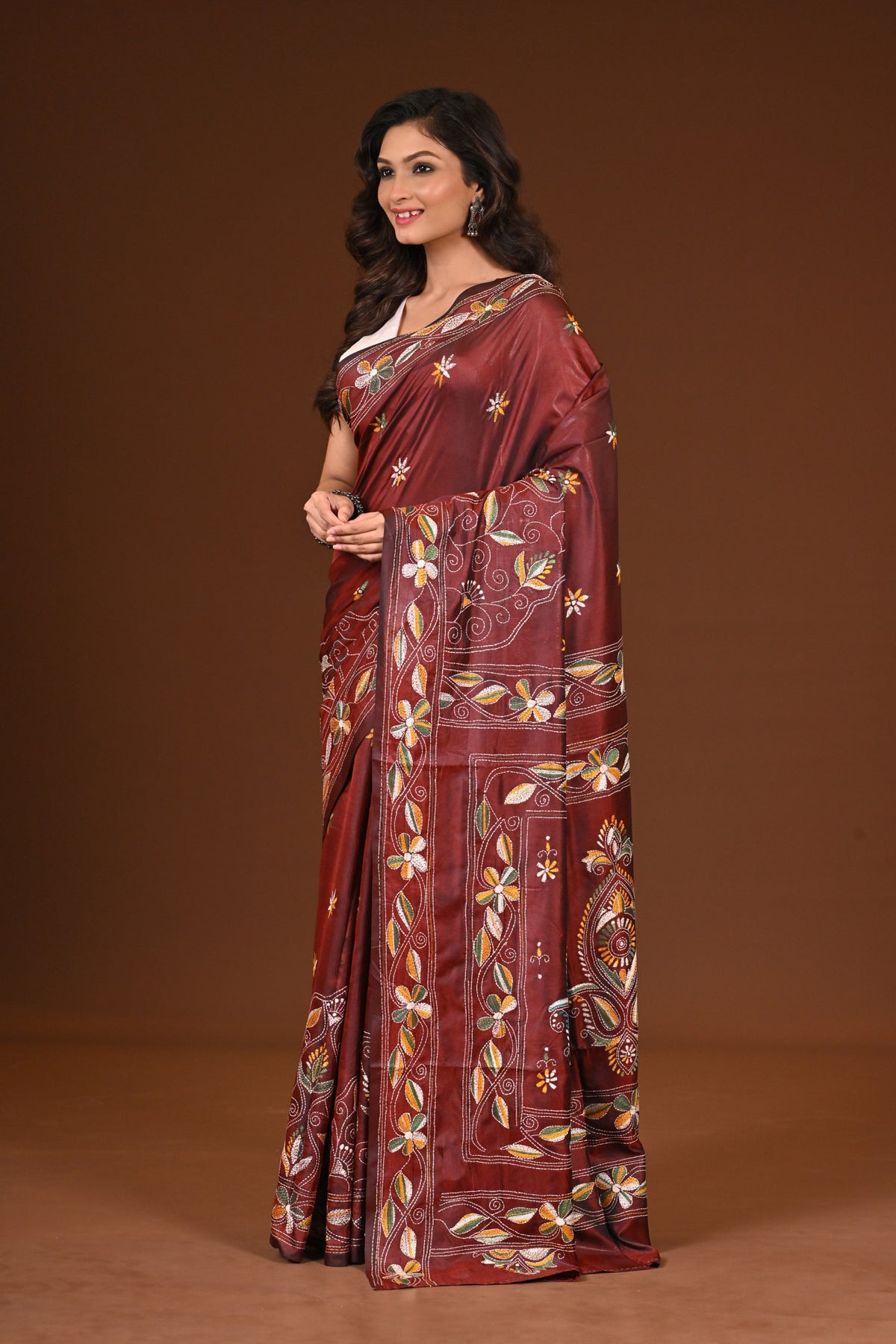BLENDED SILK KANTHA SAREE