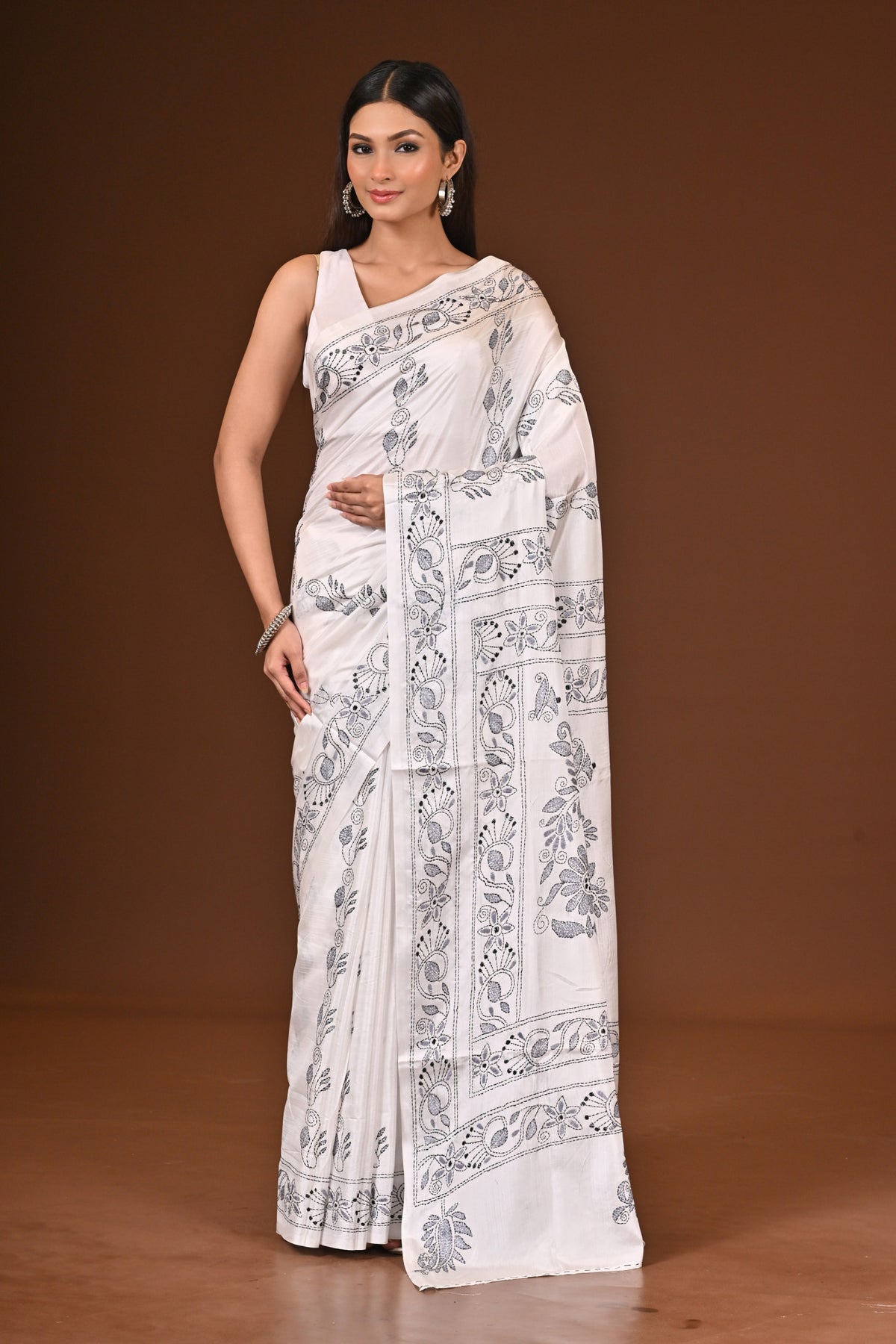 BLENDED SILK KANTHA SAREE