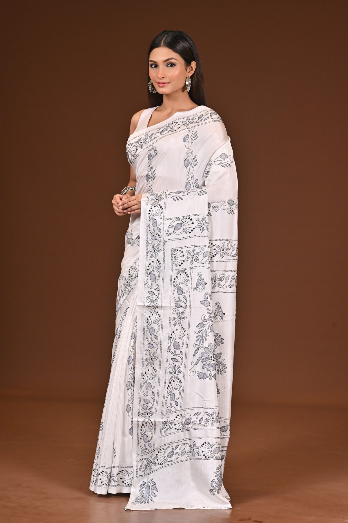BLENDED SILK KANTHA SAREE