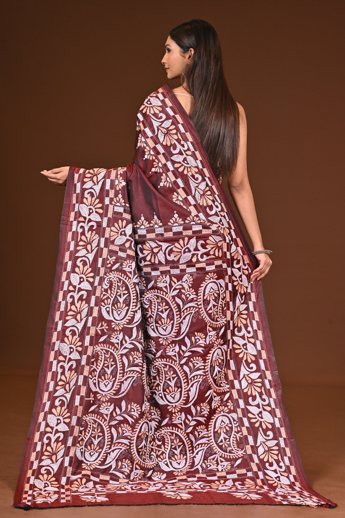 BLENDED SILK KANTHA SAREE