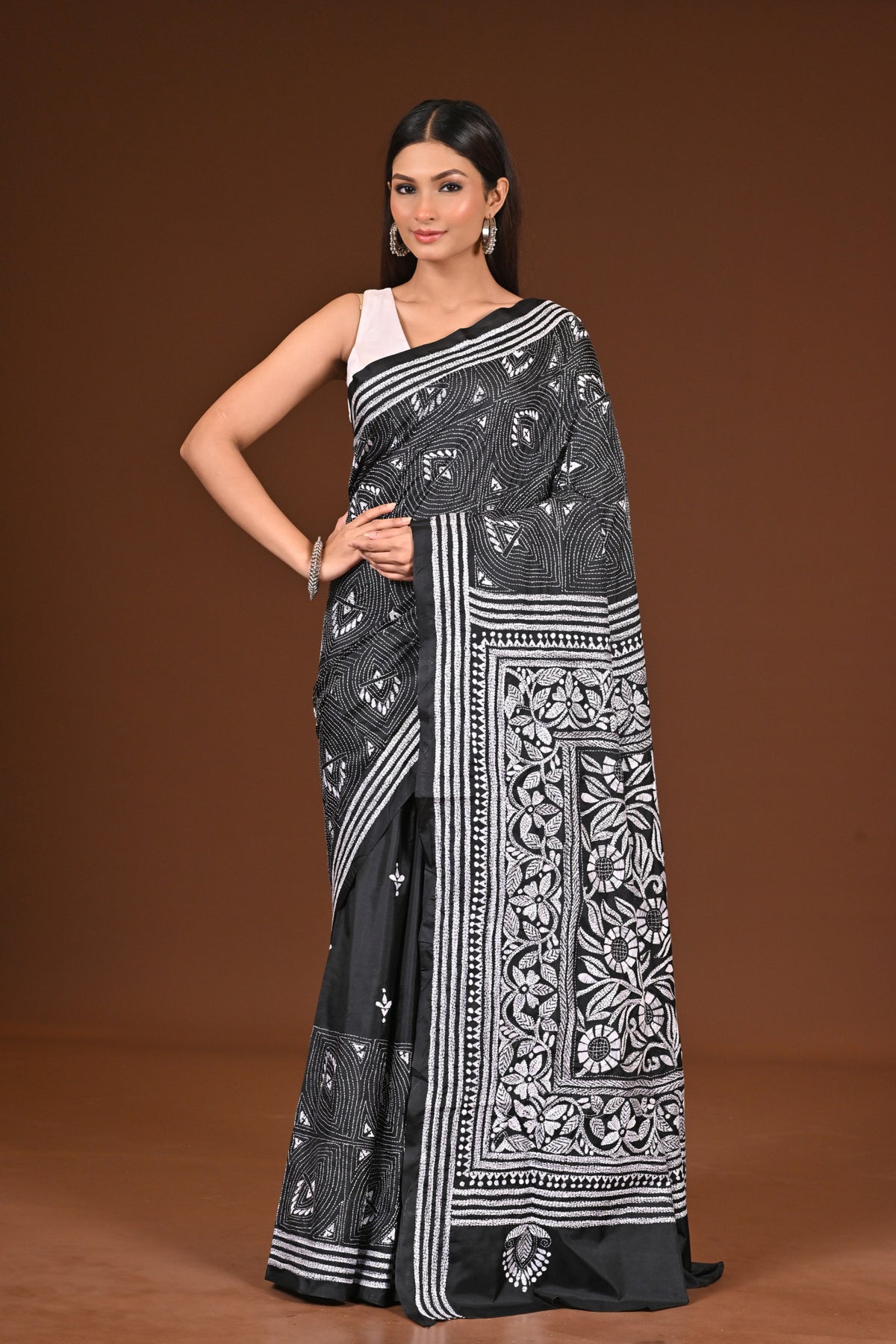 BLENDED SILK KANTHA SAREE