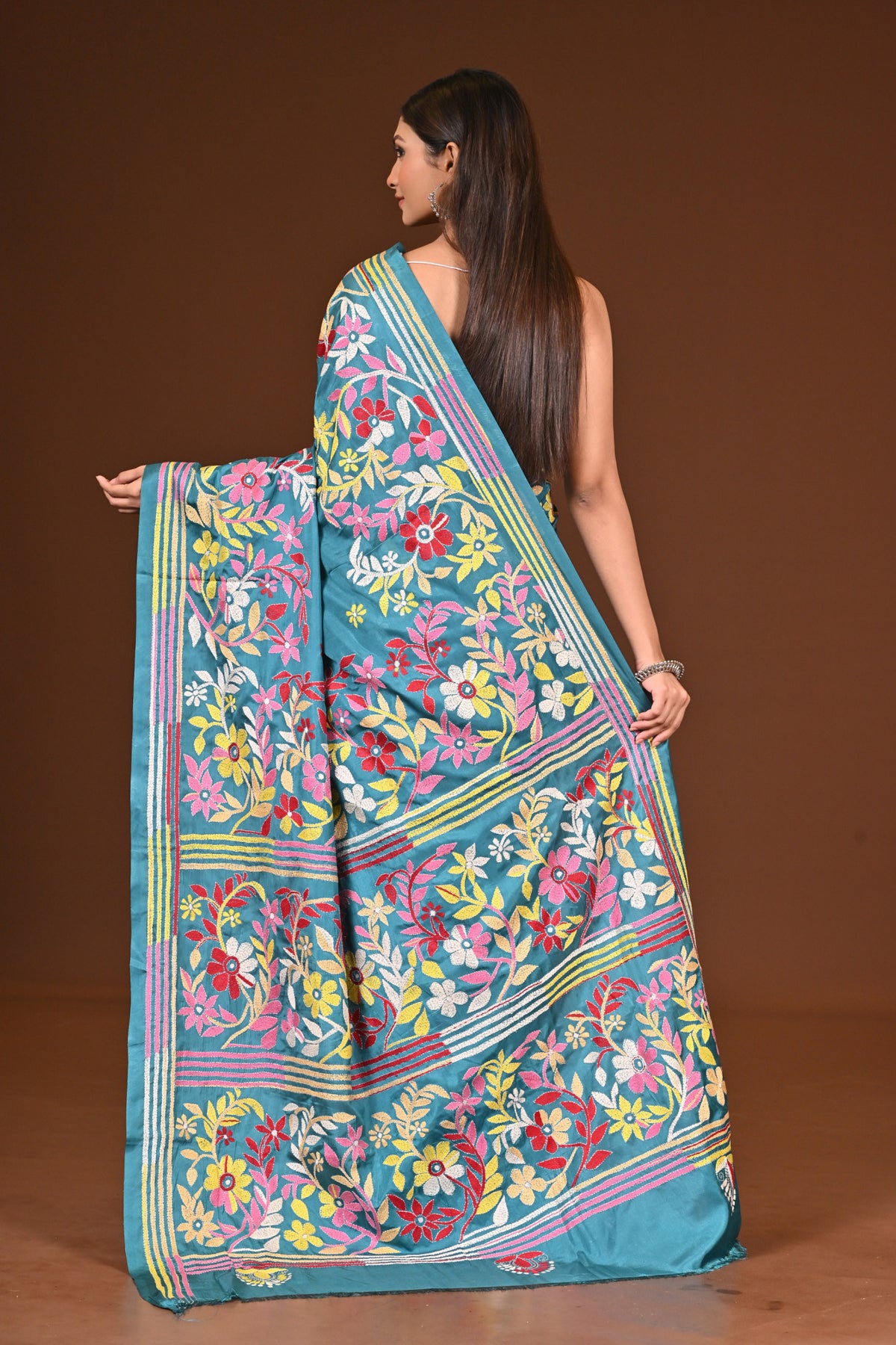 BLENDED SILK KANTHA SAREE