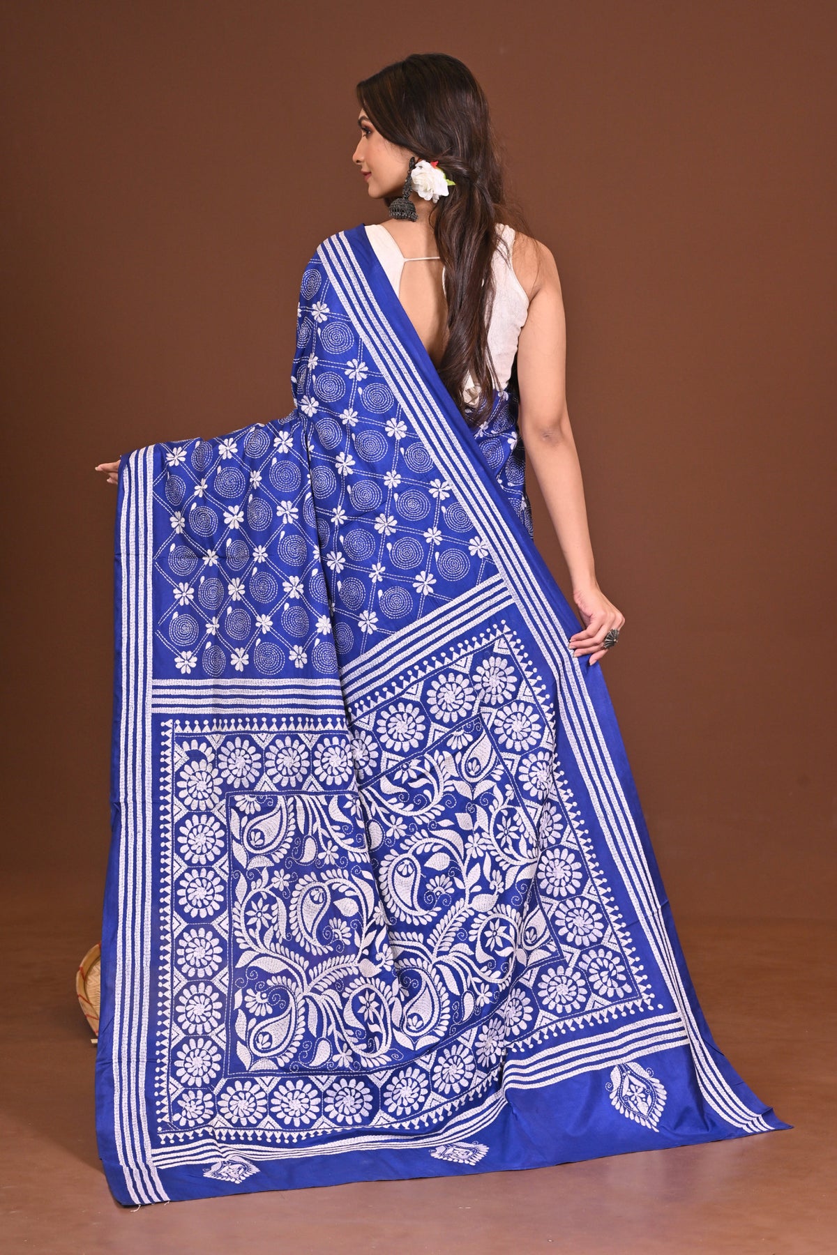 MOHONAMANTRA BLENDED SILK KANTHA SAREE