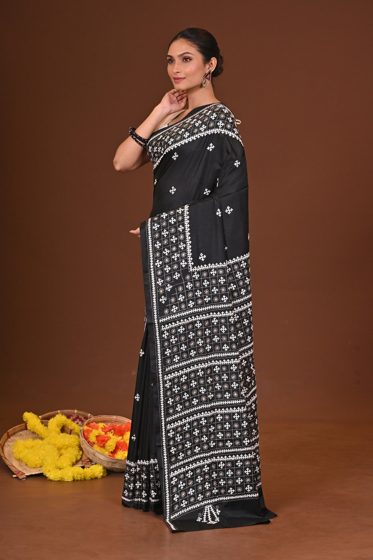 NISHITHINI BLENDED SILK KANTHA SAREE