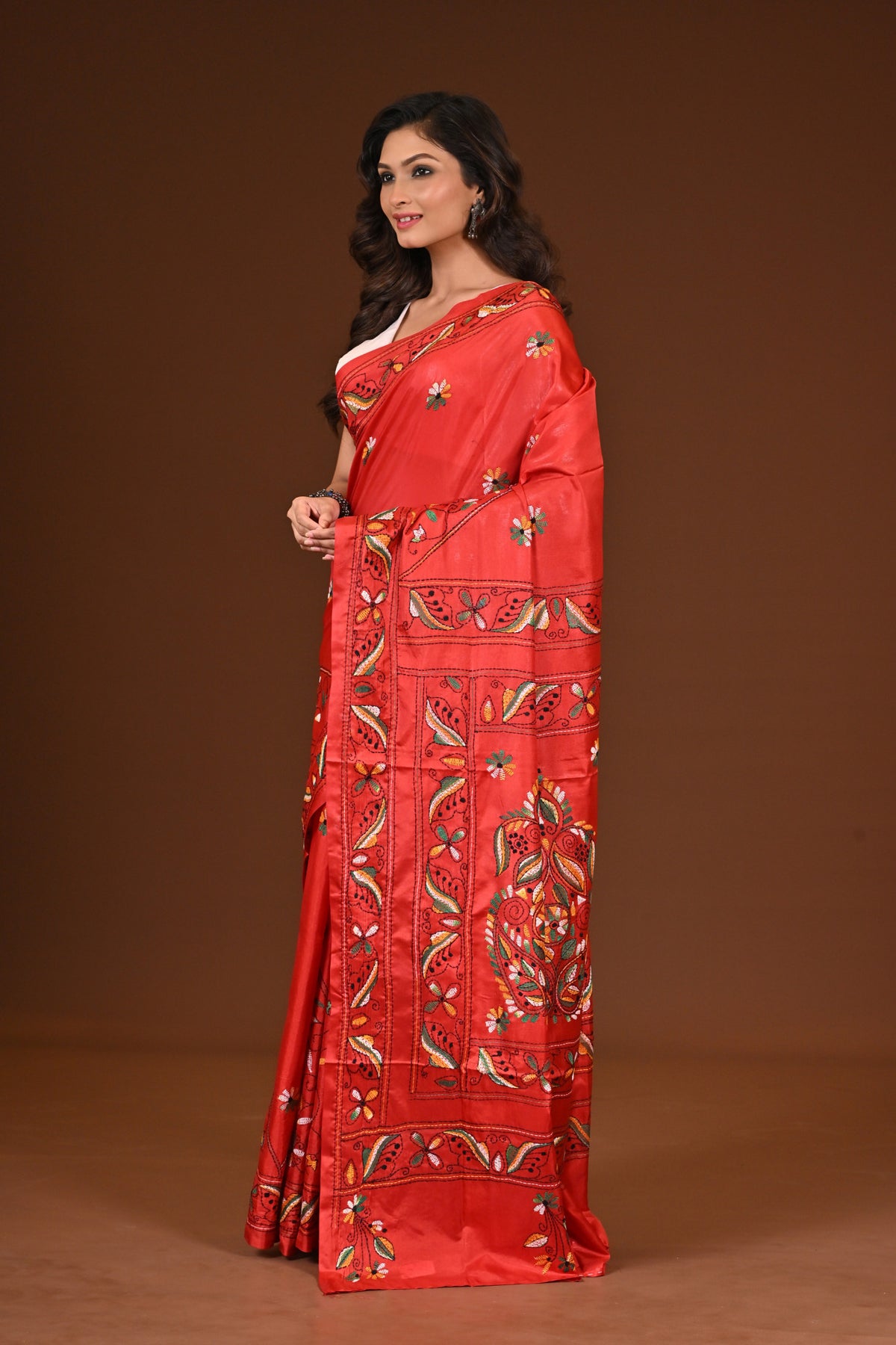BLENDED SILK KANTHA SAREE