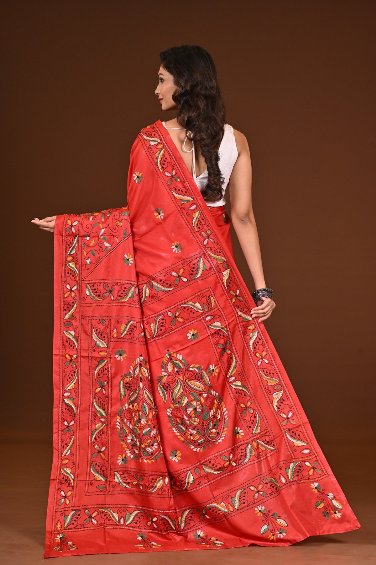 BLENDED SILK KANTHA SAREE