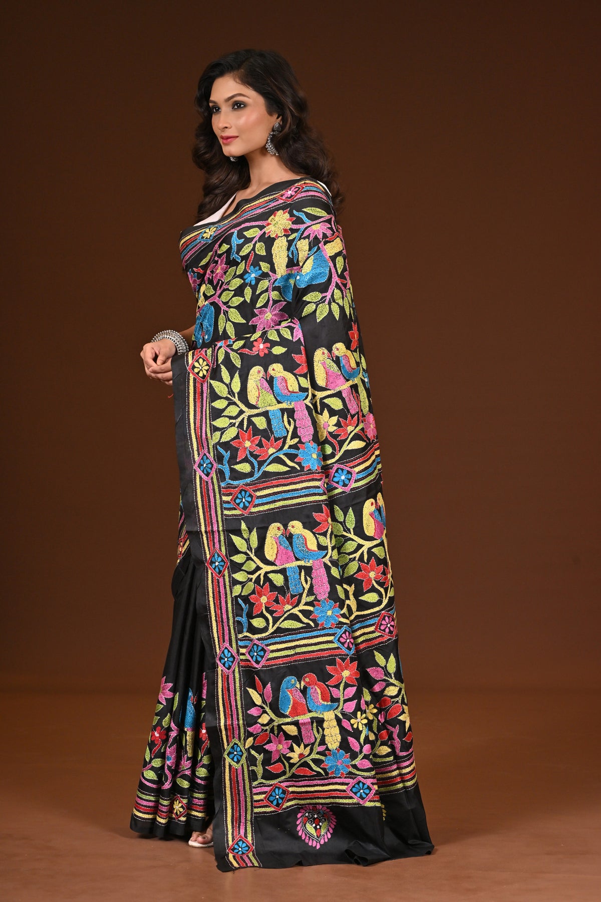 BLENDED SILK KANTHA SAREE