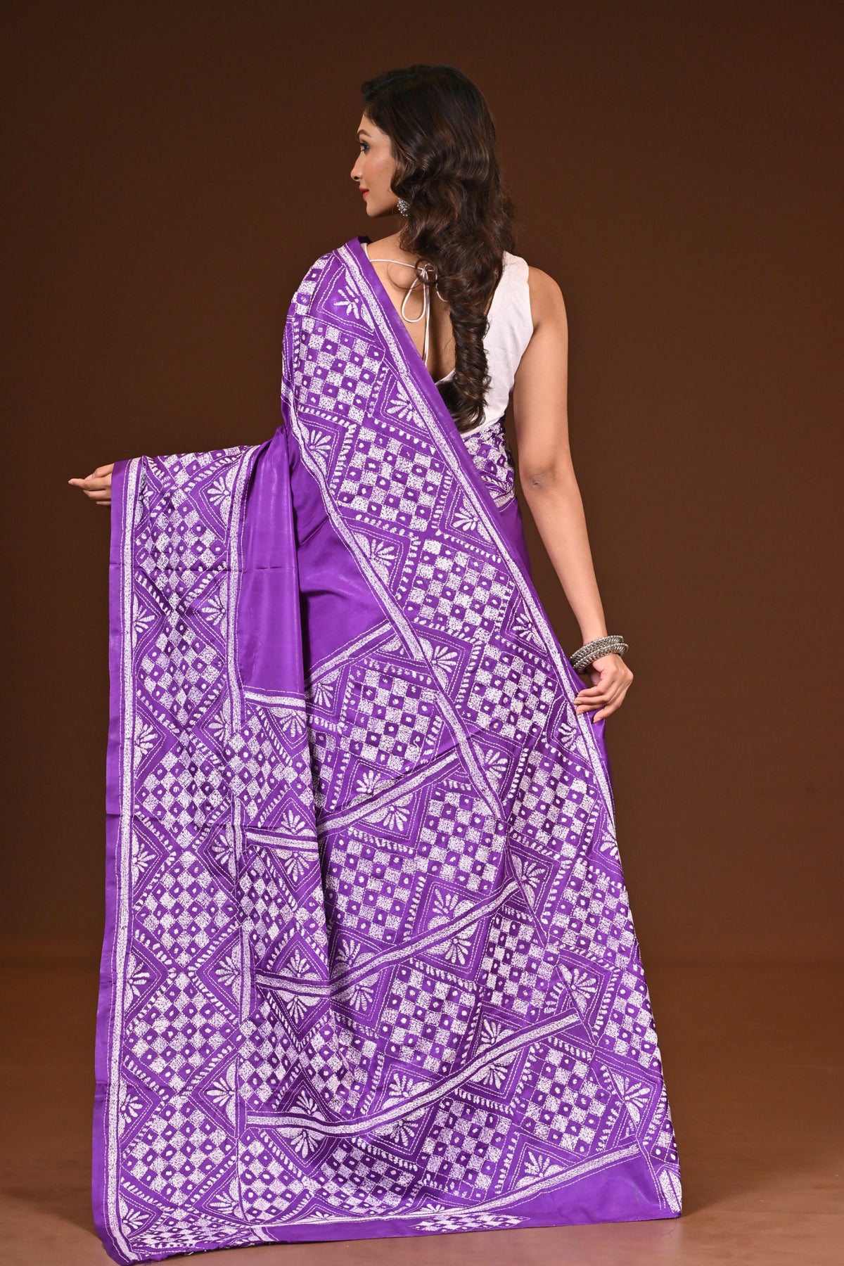 BLENDED SILK KANTHA SAREE