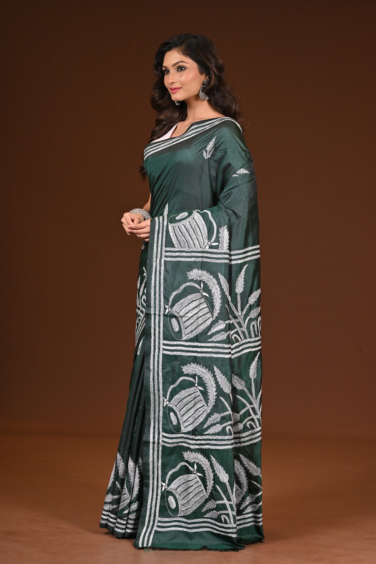 BLENDED SILK KANTHA SAREE