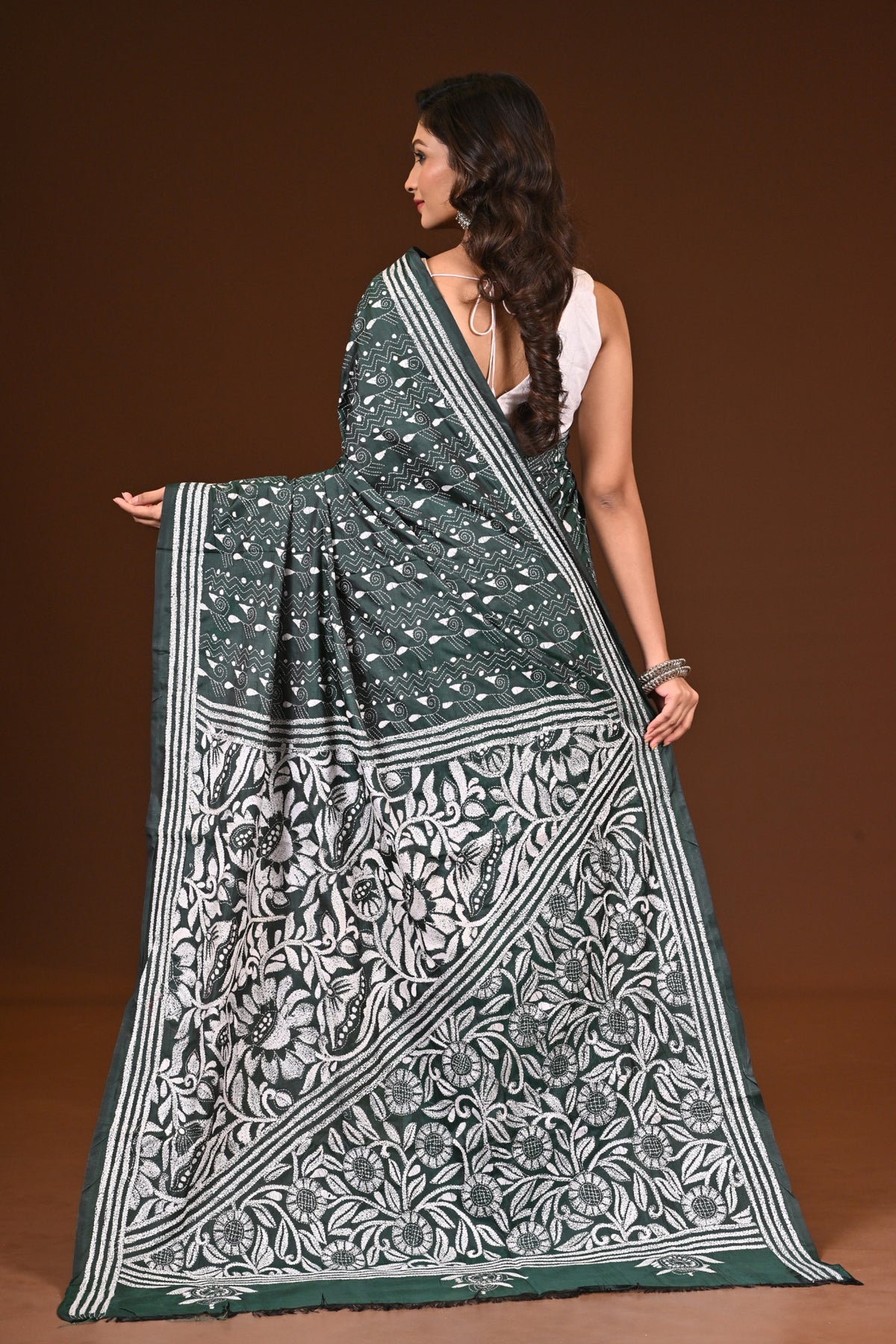 BLENDED SILK KANTHA SAREE
