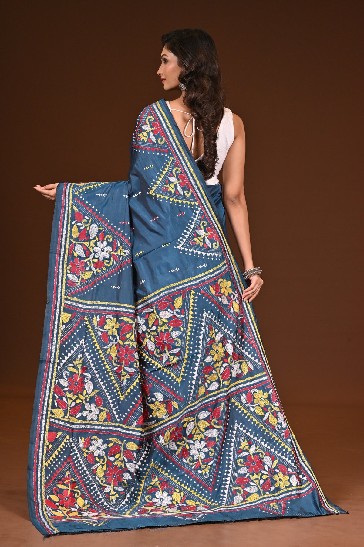 BLENDED SILK KANTHA SAREE