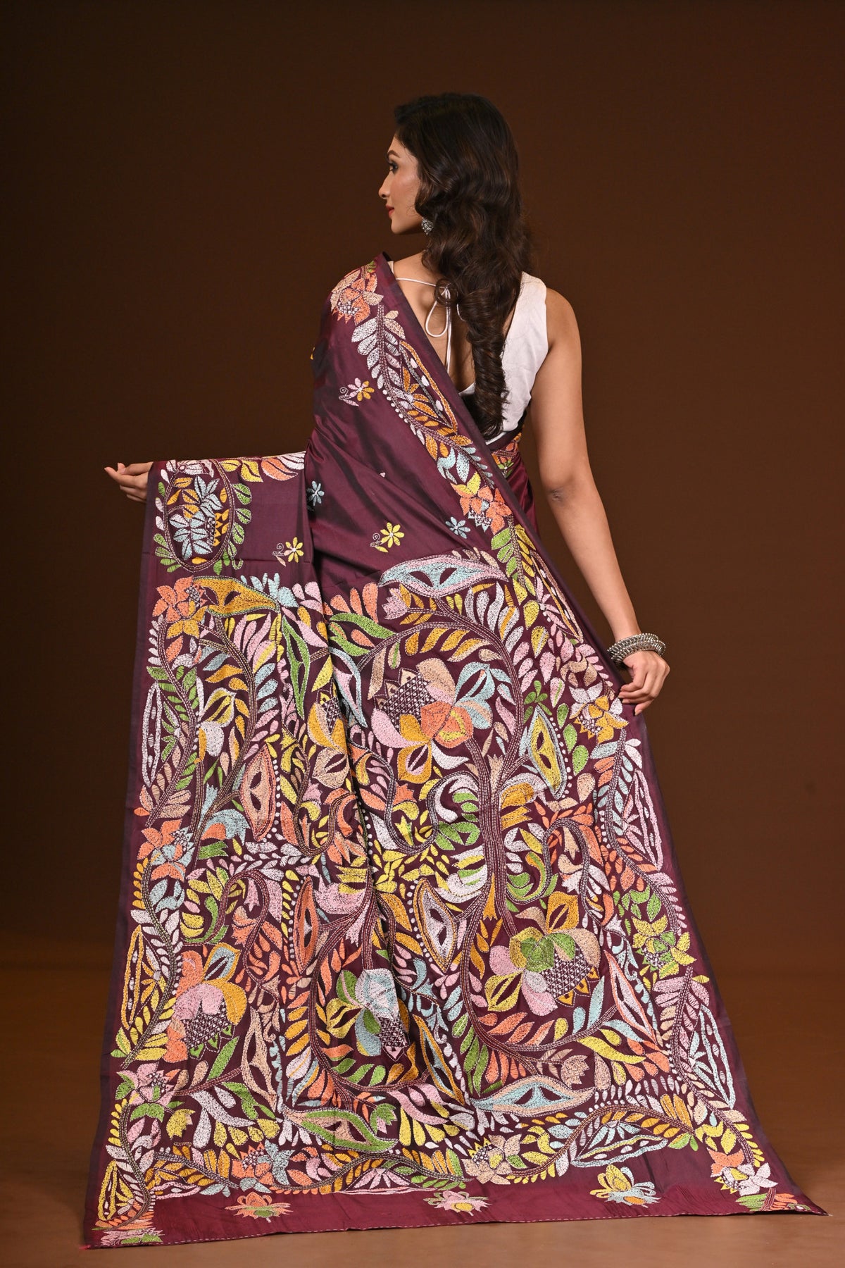 BLENDED SILK KANTHA SAREE