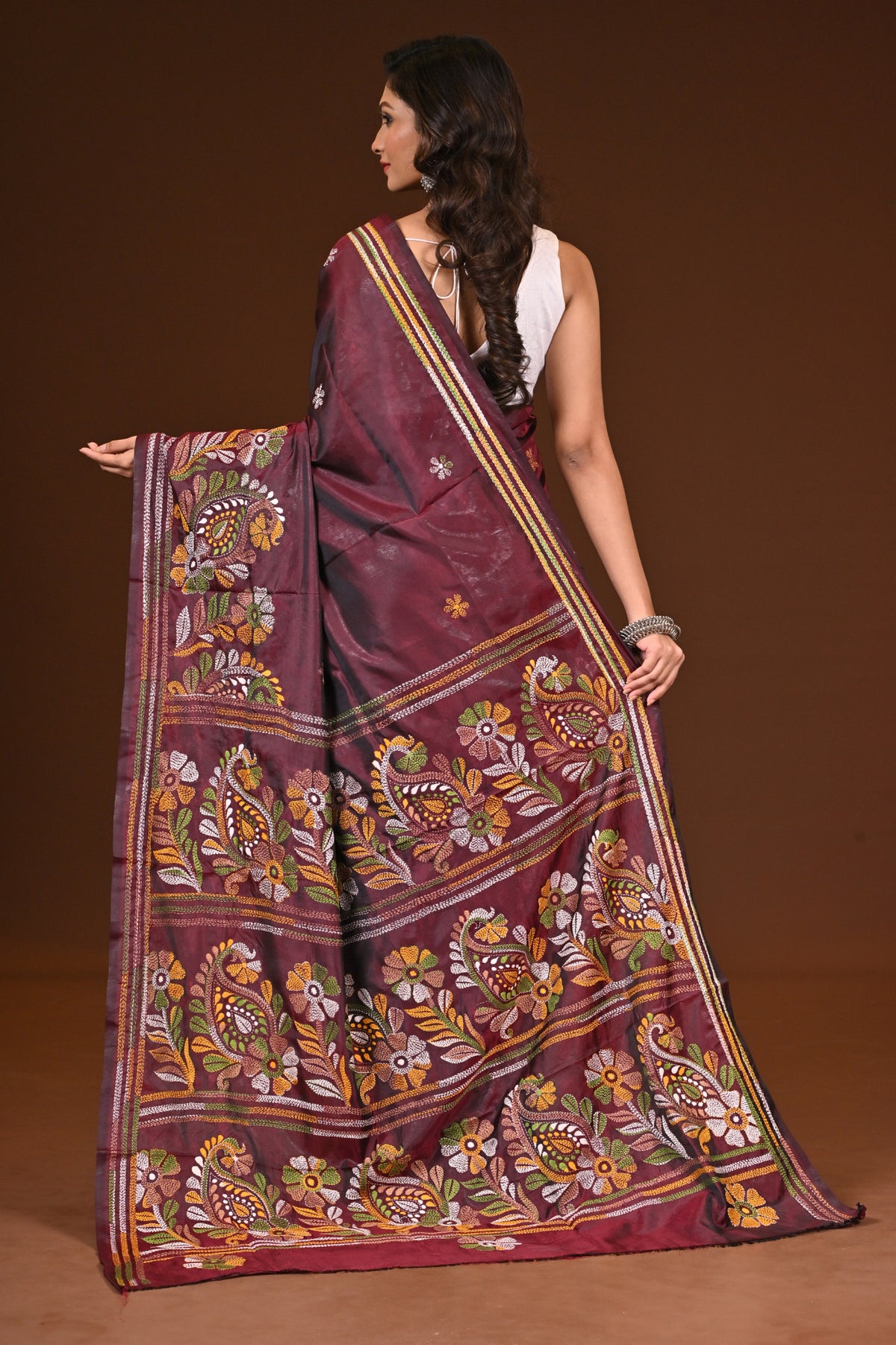 BLENDED SILK KANTHA SAREE