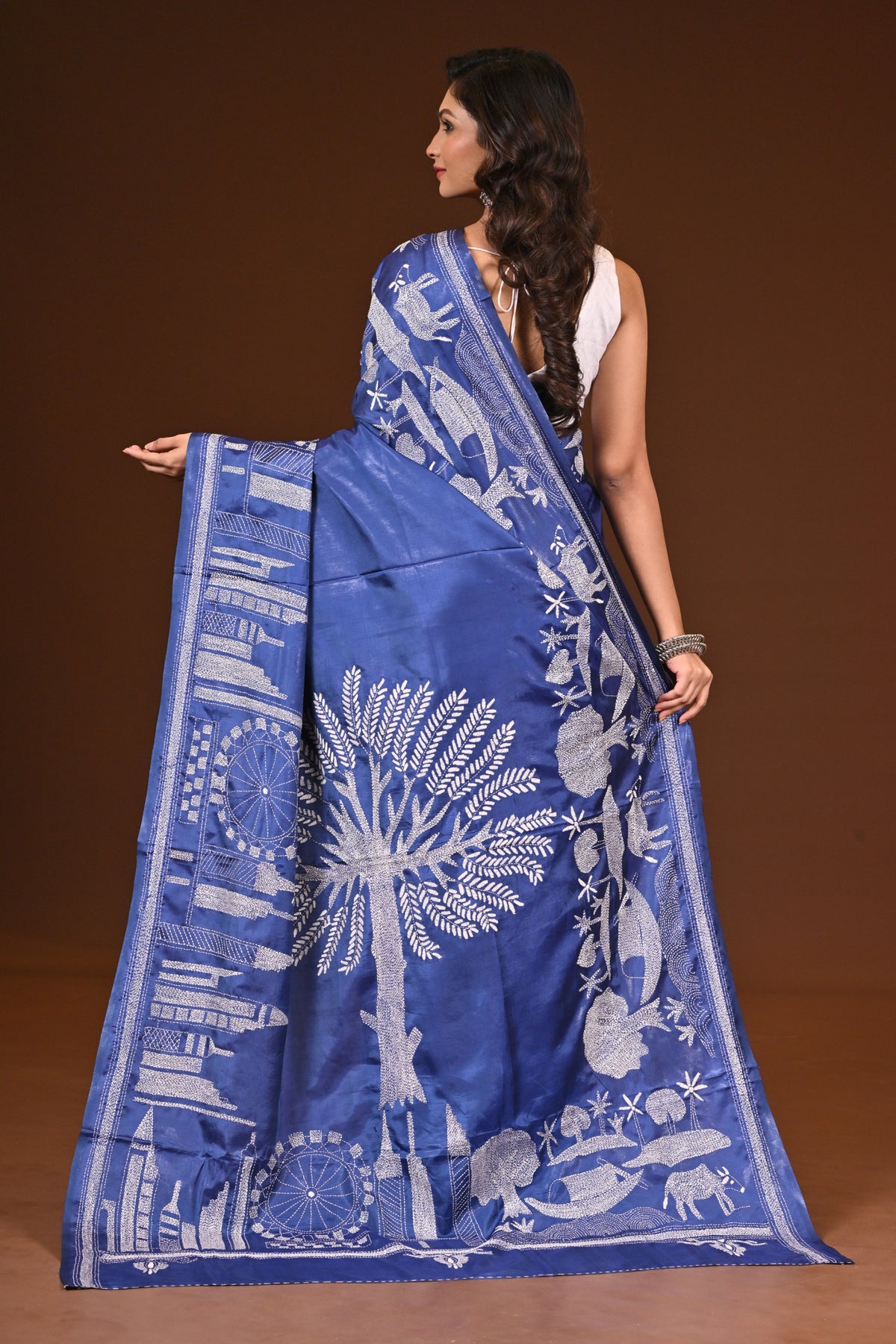 BLENDED SILK KANTHA SAREE