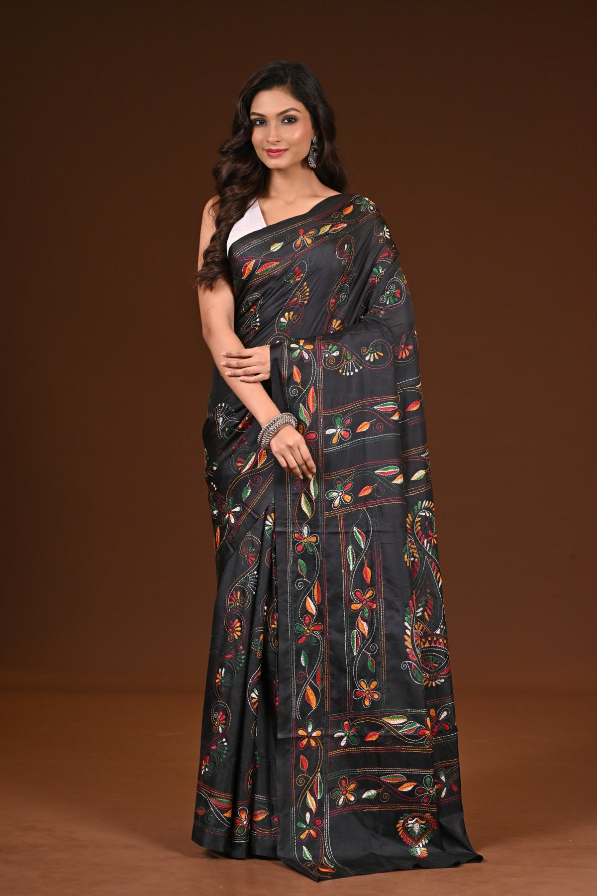 BLENDED SILK KANTHA SAREE