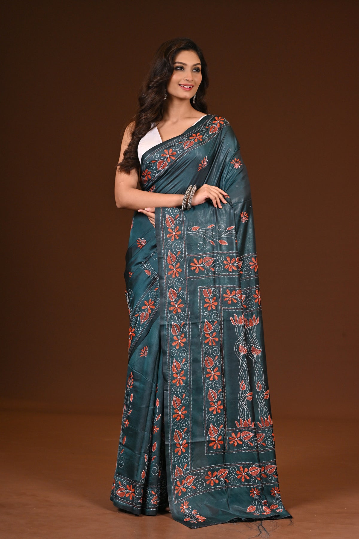 BLENDED SILK KANTHA SAREE