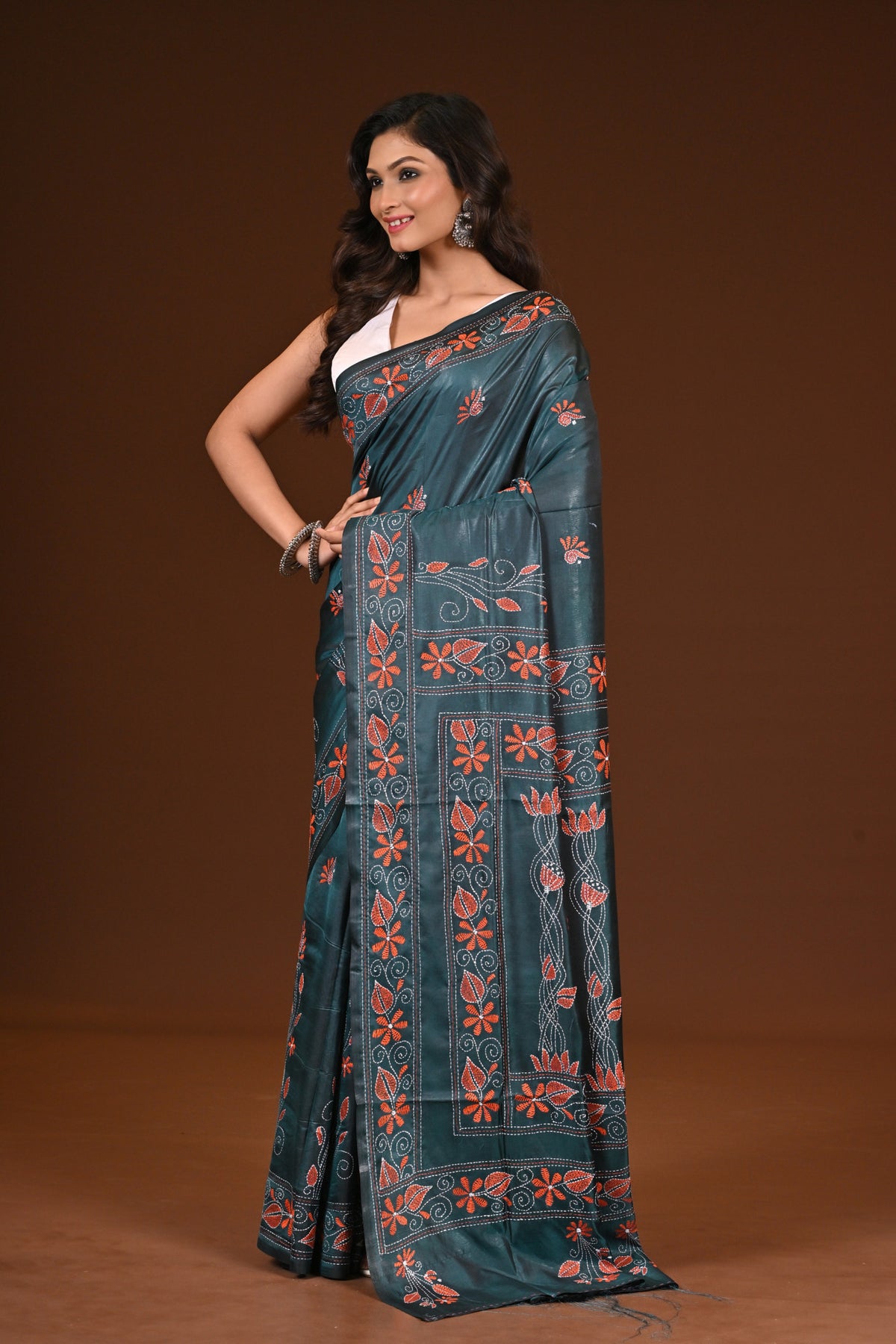 BLENDED SILK KANTHA SAREE