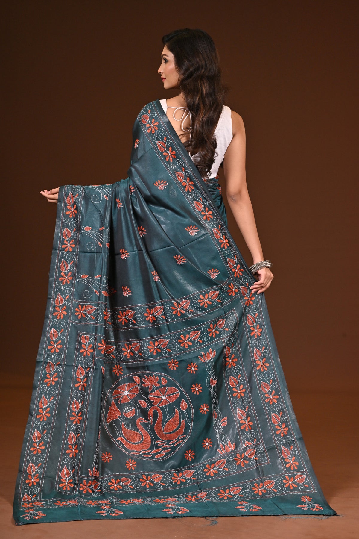 BLENDED SILK KANTHA SAREE